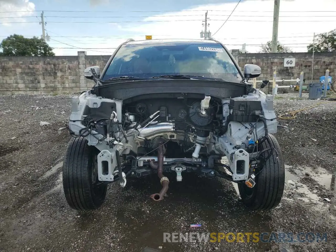 5 Photograph of a damaged car 5XYP3DGC5PG386688 KIA TELLURIDE 2023