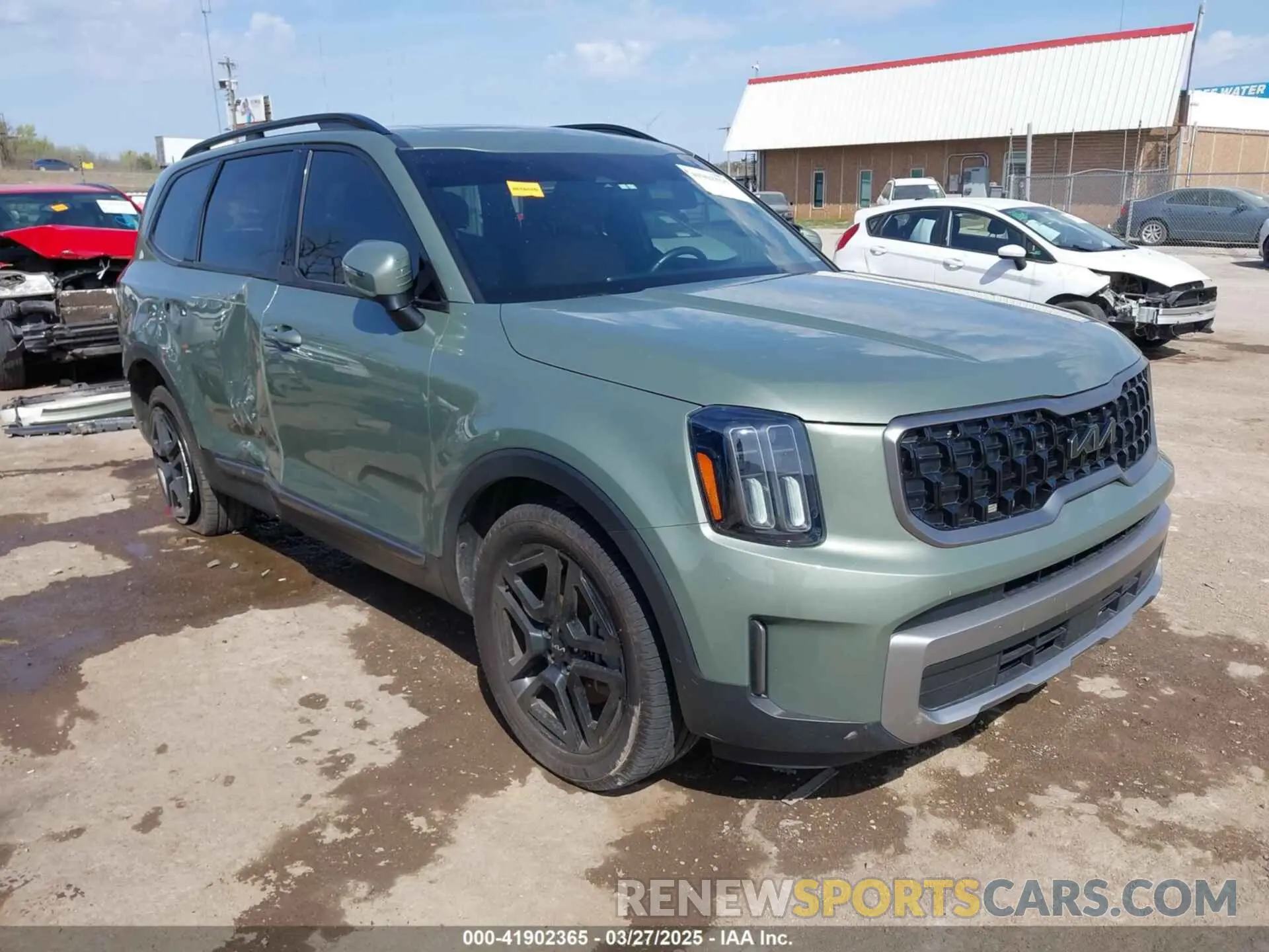 1 Photograph of a damaged car 5XYP3DGC6PG340089 KIA TELLURIDE 2023
