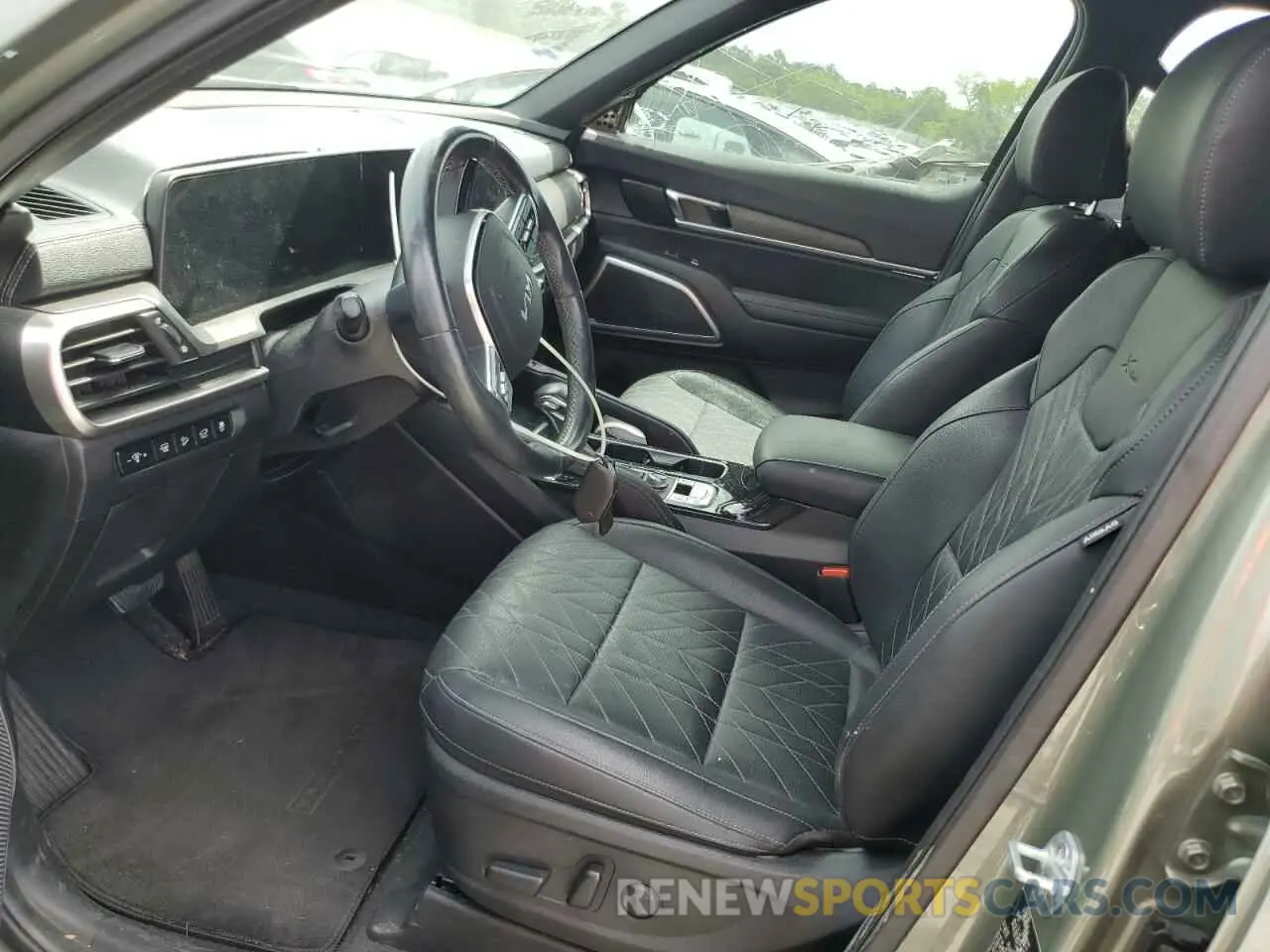 7 Photograph of a damaged car 5XYP3DGC6PG360956 KIA TELLURIDE 2023