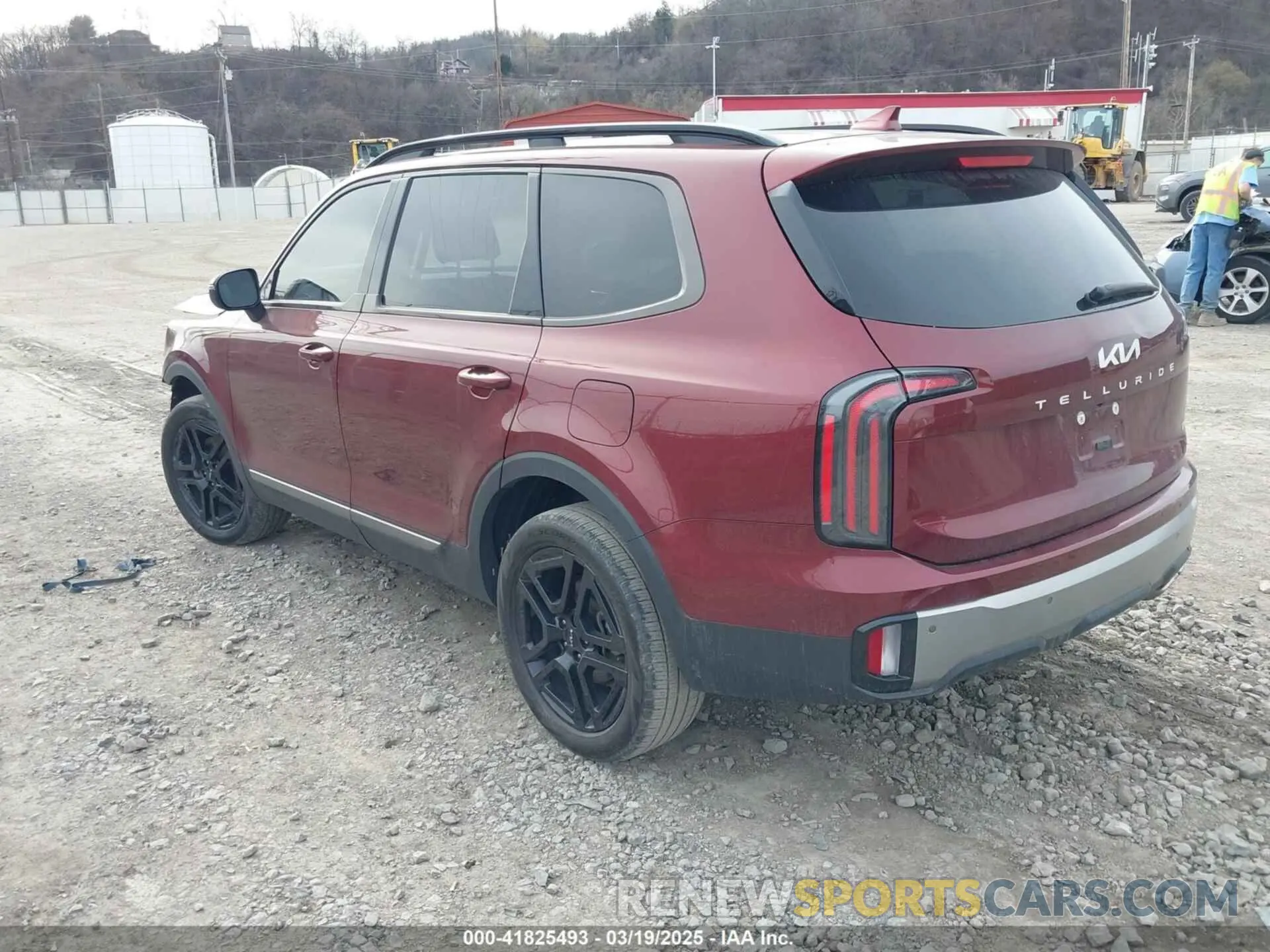 3 Photograph of a damaged car 5XYP3DGC7PG351361 KIA TELLURIDE 2023