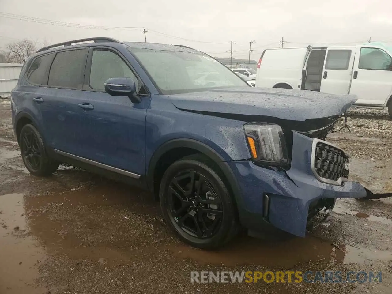 4 Photograph of a damaged car 5XYP3DGC7PG404463 KIA TELLURIDE 2023