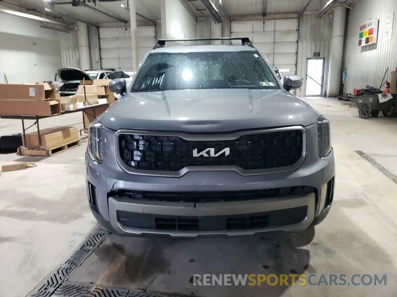 5 Photograph of a damaged car 5XYP3DGC8PG372784 KIA TELLURIDE 2023