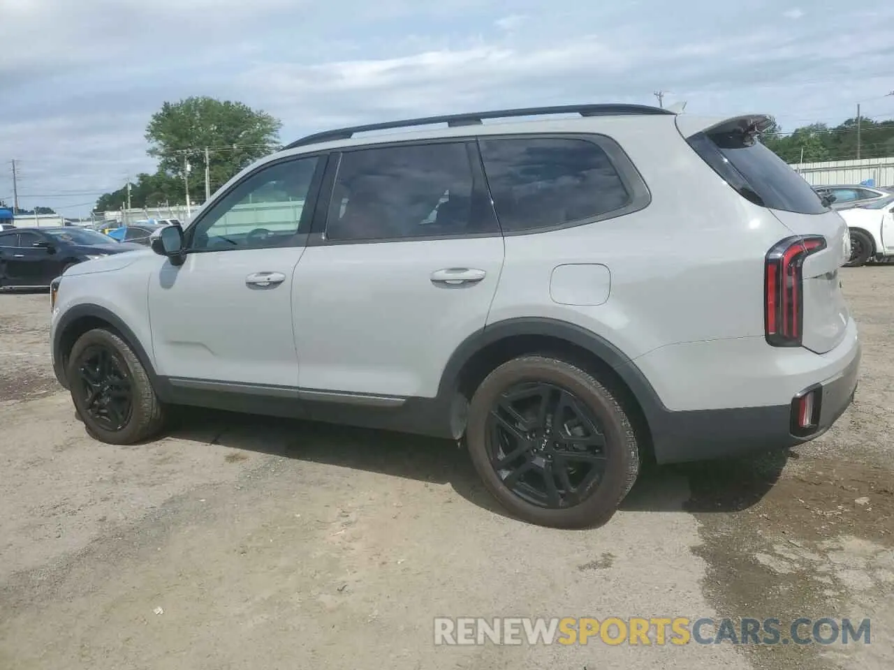 2 Photograph of a damaged car 5XYP3DGC8PG391075 KIA TELLURIDE 2023
