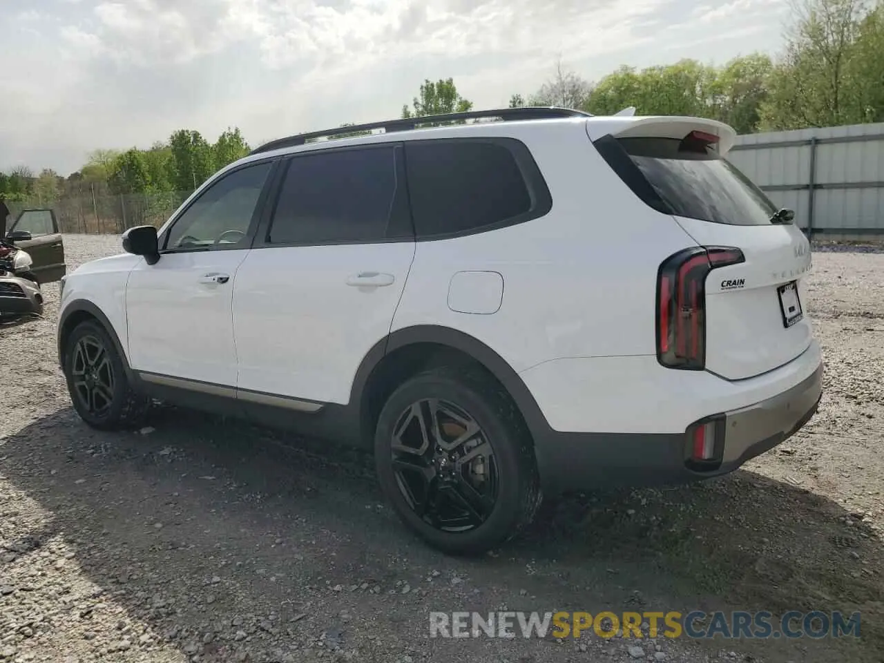 2 Photograph of a damaged car 5XYP3DGC8PG409252 KIA TELLURIDE 2023