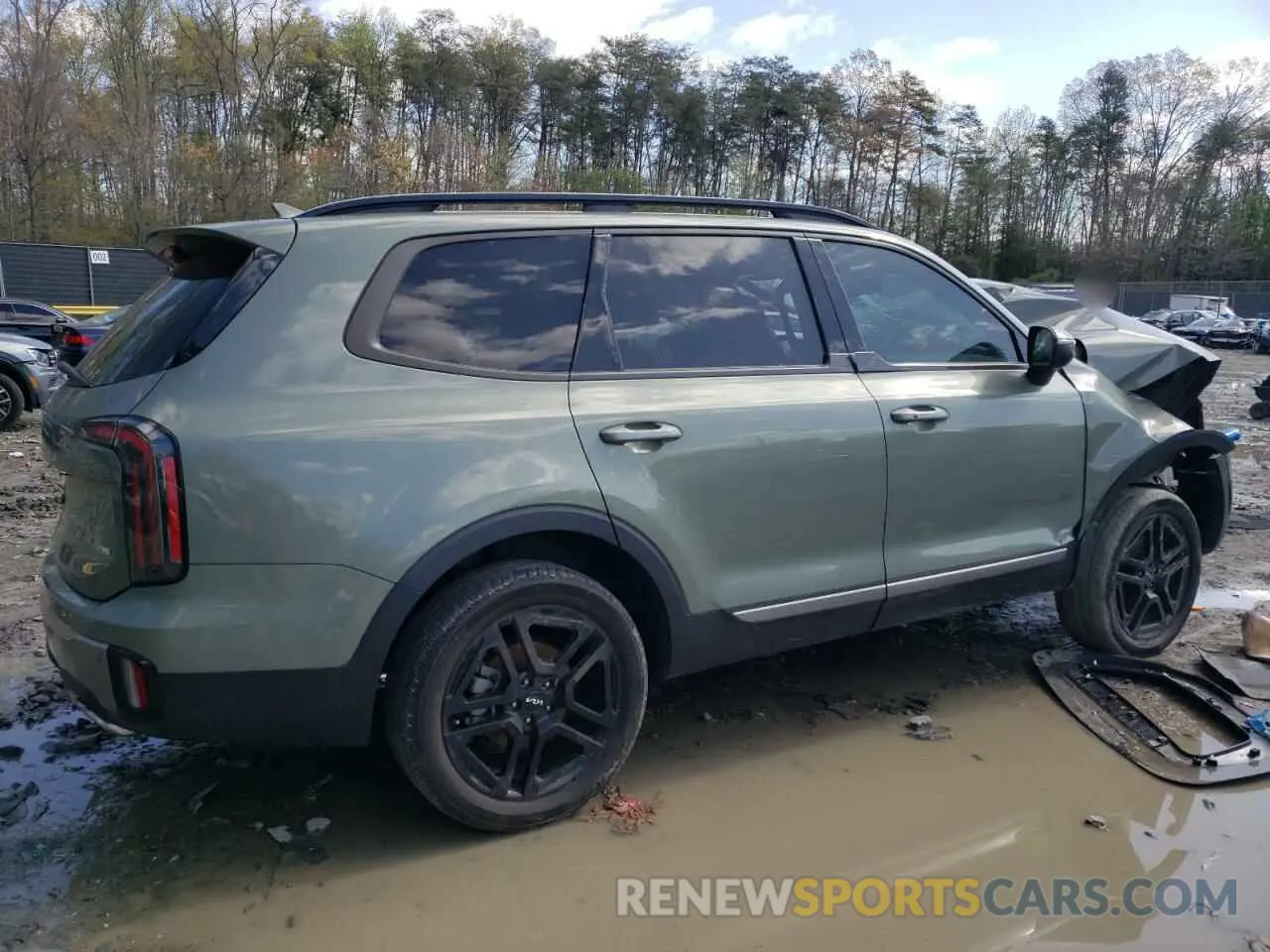 3 Photograph of a damaged car 5XYP3DGC9PG337381 KIA TELLURIDE 2023