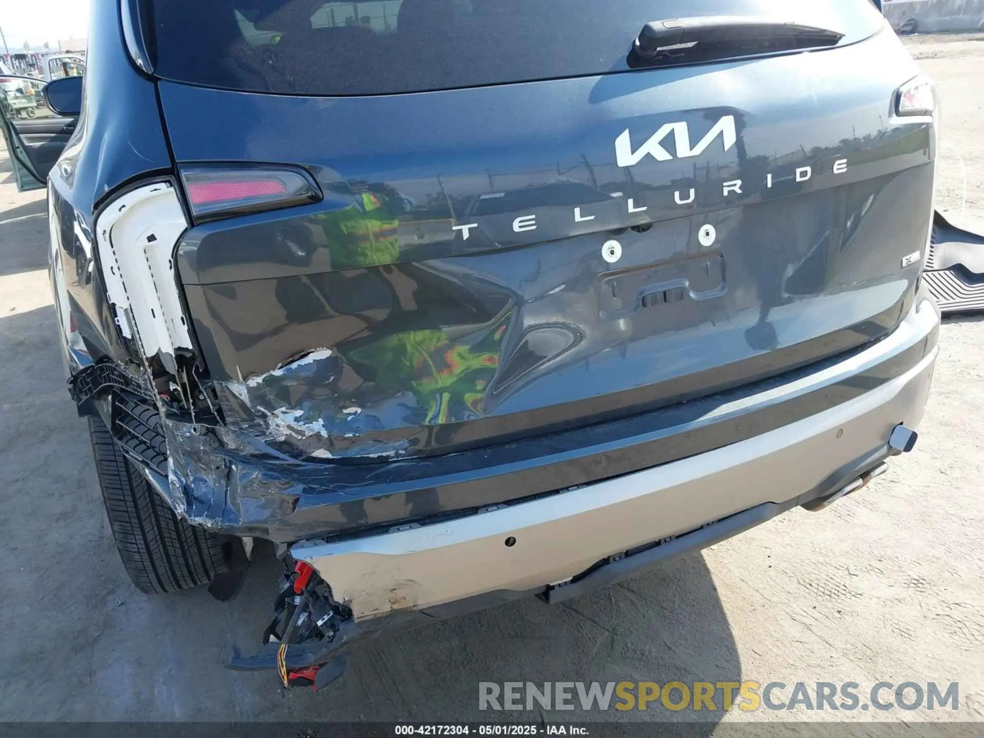 6 Photograph of a damaged car 5XYP3DGCXPG394527 KIA TELLURIDE 2023