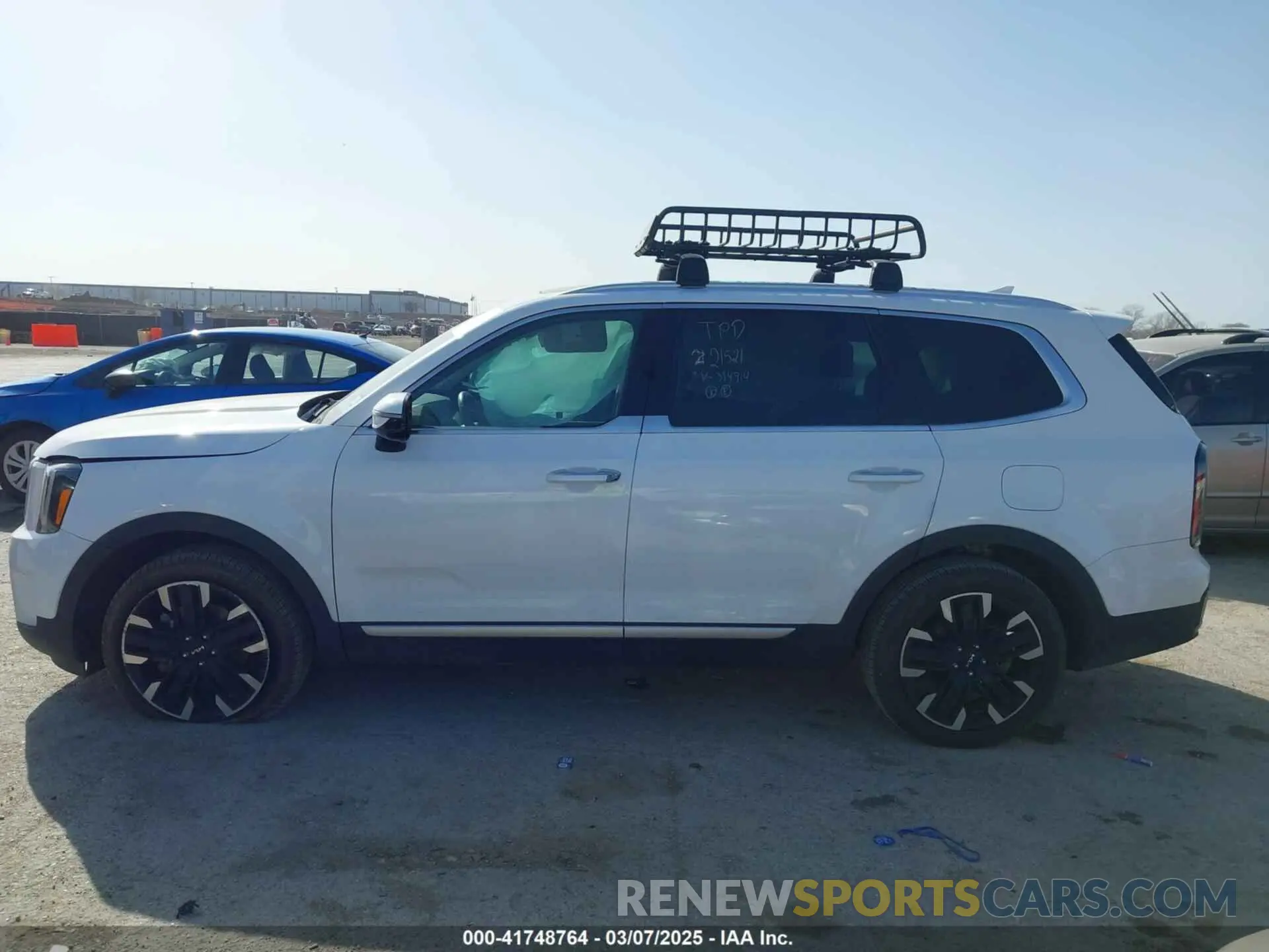 14 Photograph of a damaged car 5XYP54GC0PG334914 KIA TELLURIDE 2023