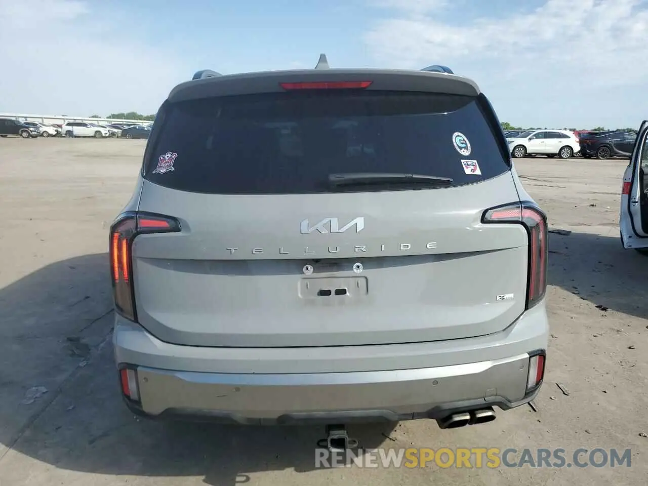 6 Photograph of a damaged car 5XYP5DGC1PG400127 KIA TELLURIDE 2023