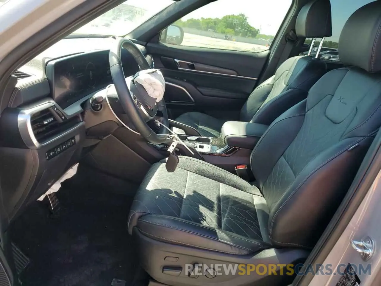7 Photograph of a damaged car 5XYP5DGC1PG400127 KIA TELLURIDE 2023