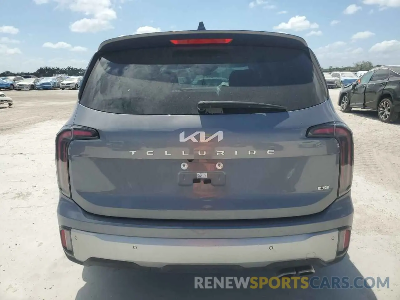 6 Photograph of a damaged car 5XYP5DGC3PG328072 KIA TELLURIDE 2023