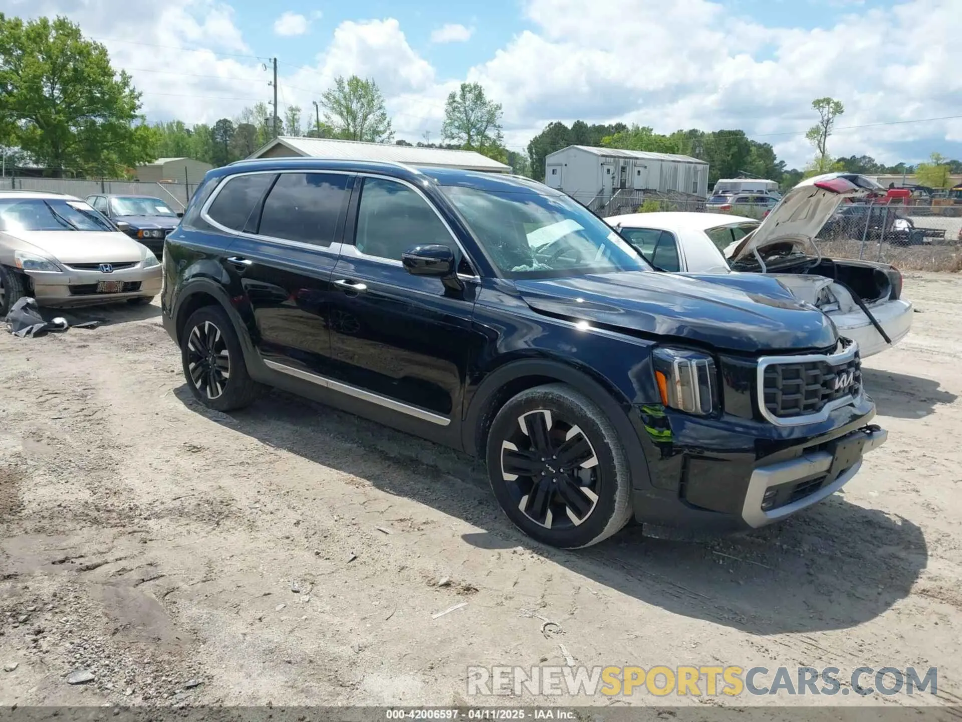 1 Photograph of a damaged car 5XYP5DGC3PG337368 KIA TELLURIDE 2023