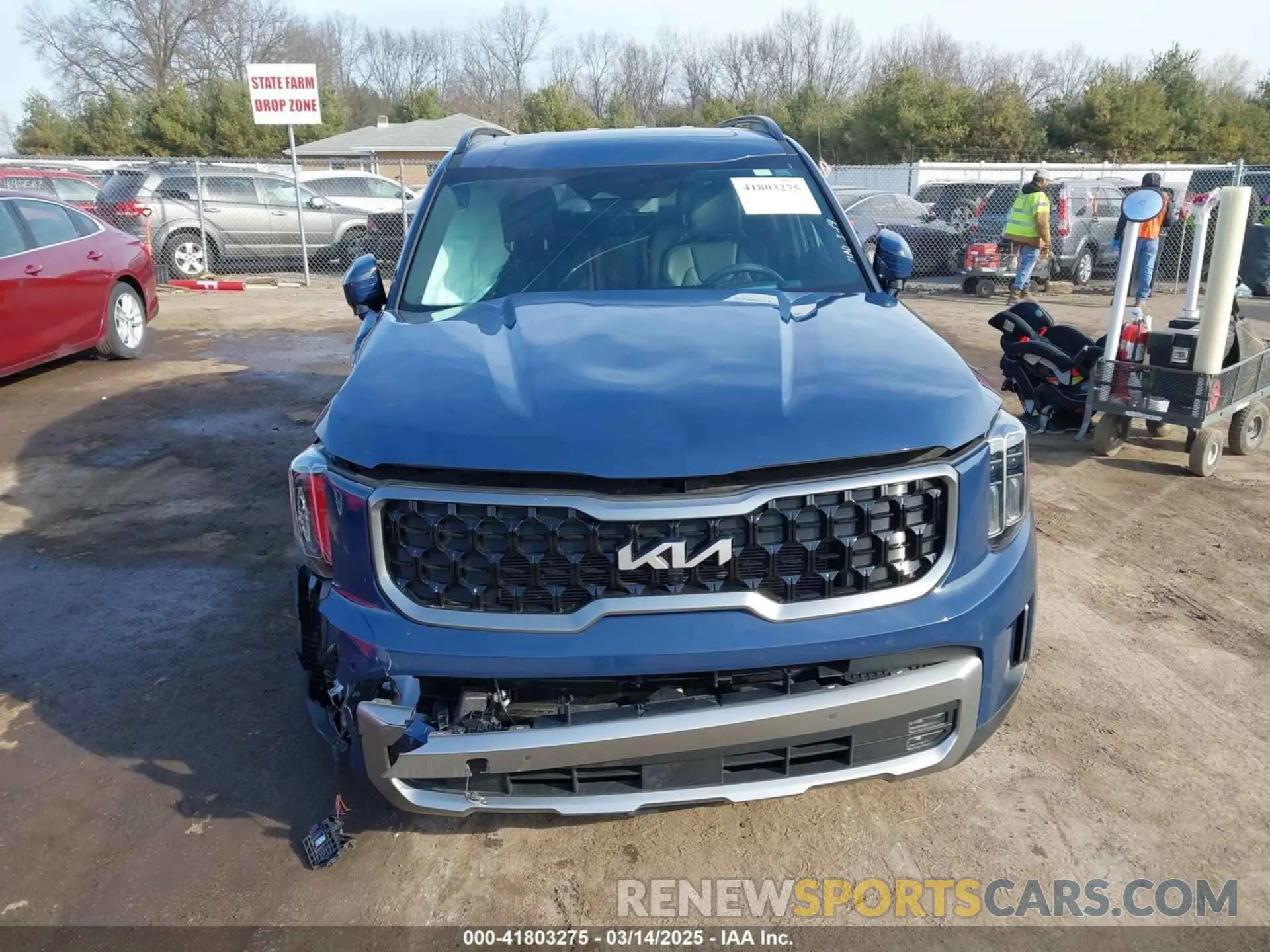 12 Photograph of a damaged car 5XYP5DGC3PG339170 KIA TELLURIDE 2023