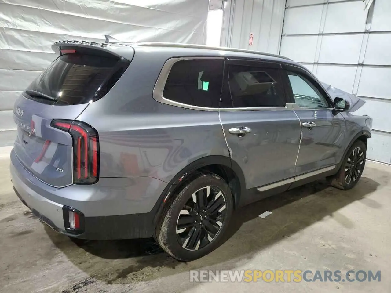 3 Photograph of a damaged car 5XYP5DGC3PG358804 KIA TELLURIDE 2023