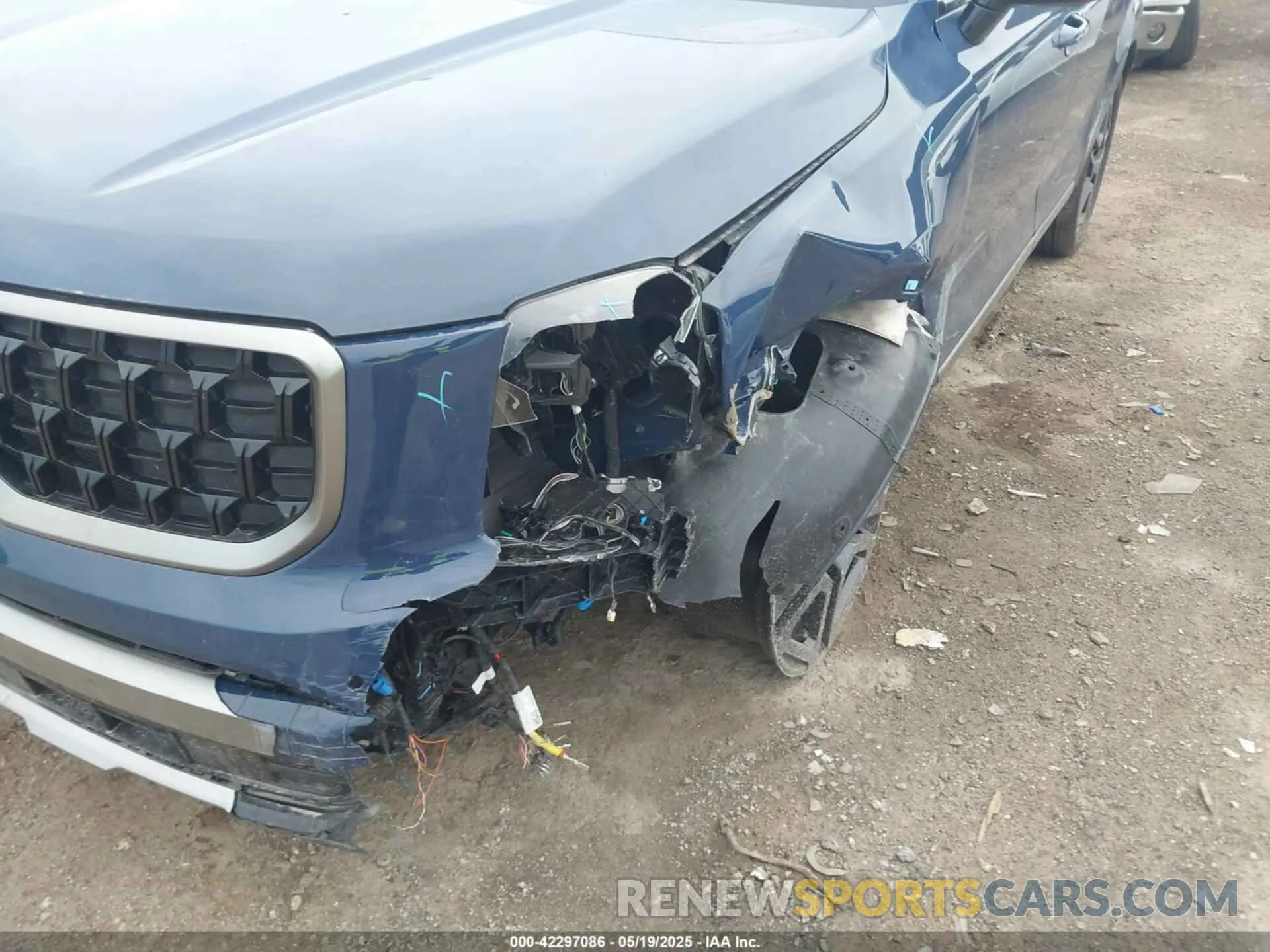 21 Photograph of a damaged car 5XYP5DGC3PG410674 KIA TELLURIDE 2023