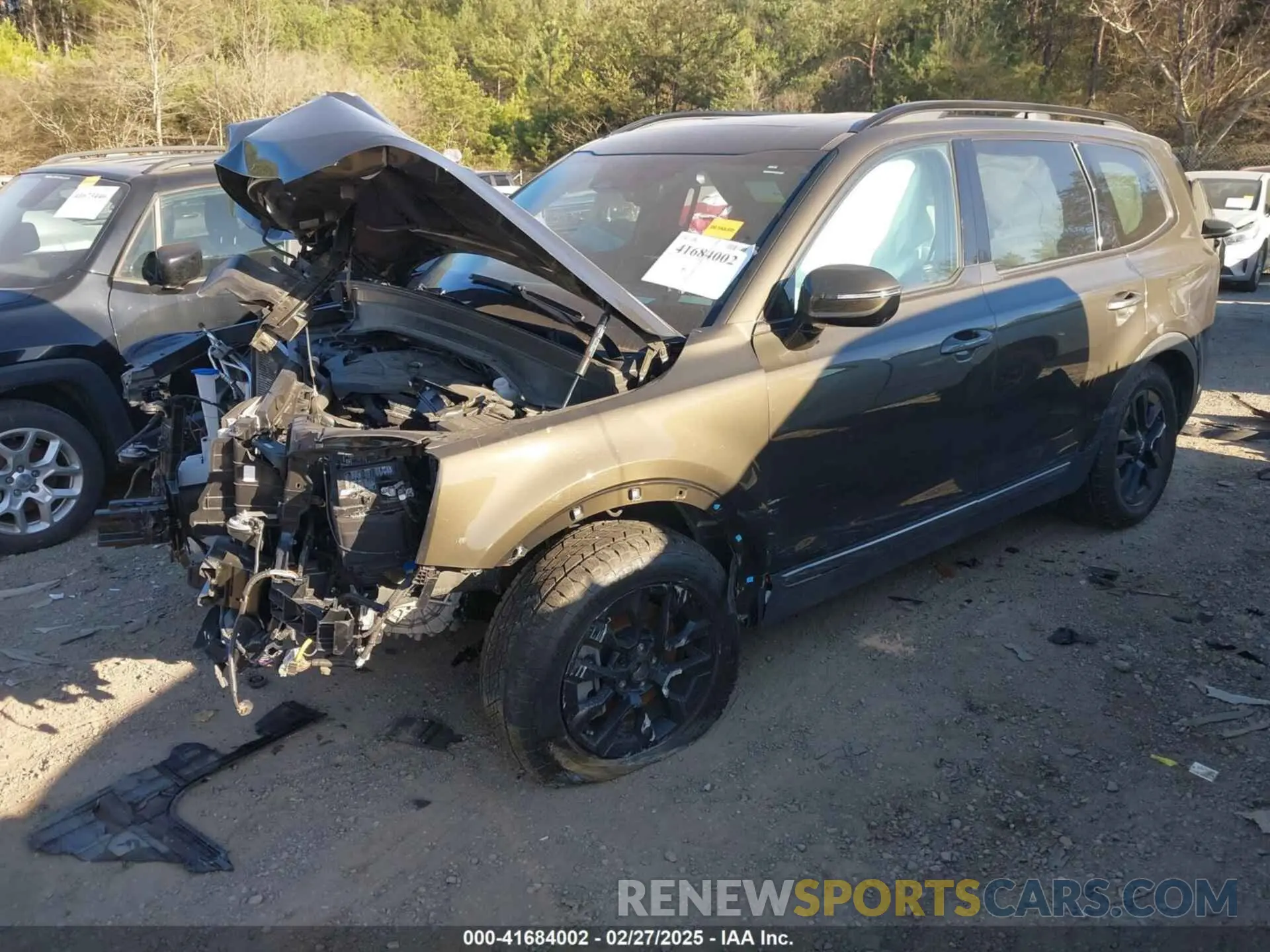 2 Photograph of a damaged car 5XYP5DGC4PG403393 KIA TELLURIDE 2023