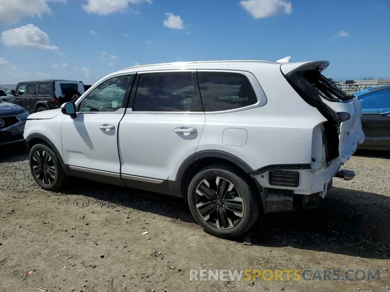 2 Photograph of a damaged car 5XYP5DGC6PG406392 KIA TELLURIDE 2023