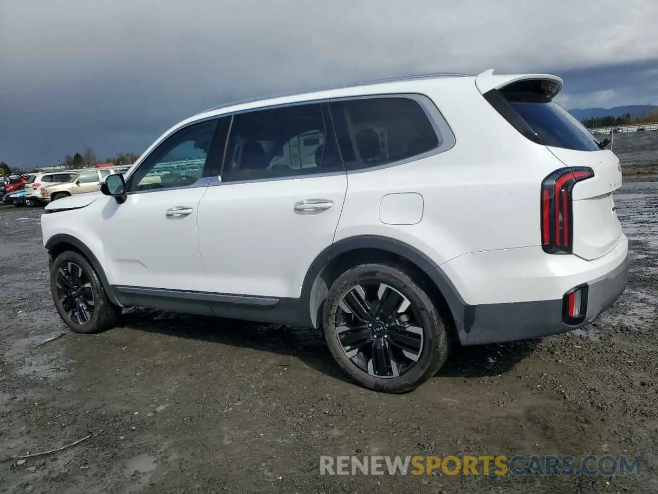 2 Photograph of a damaged car 5XYP5DGC9PG350576 KIA TELLURIDE 2023