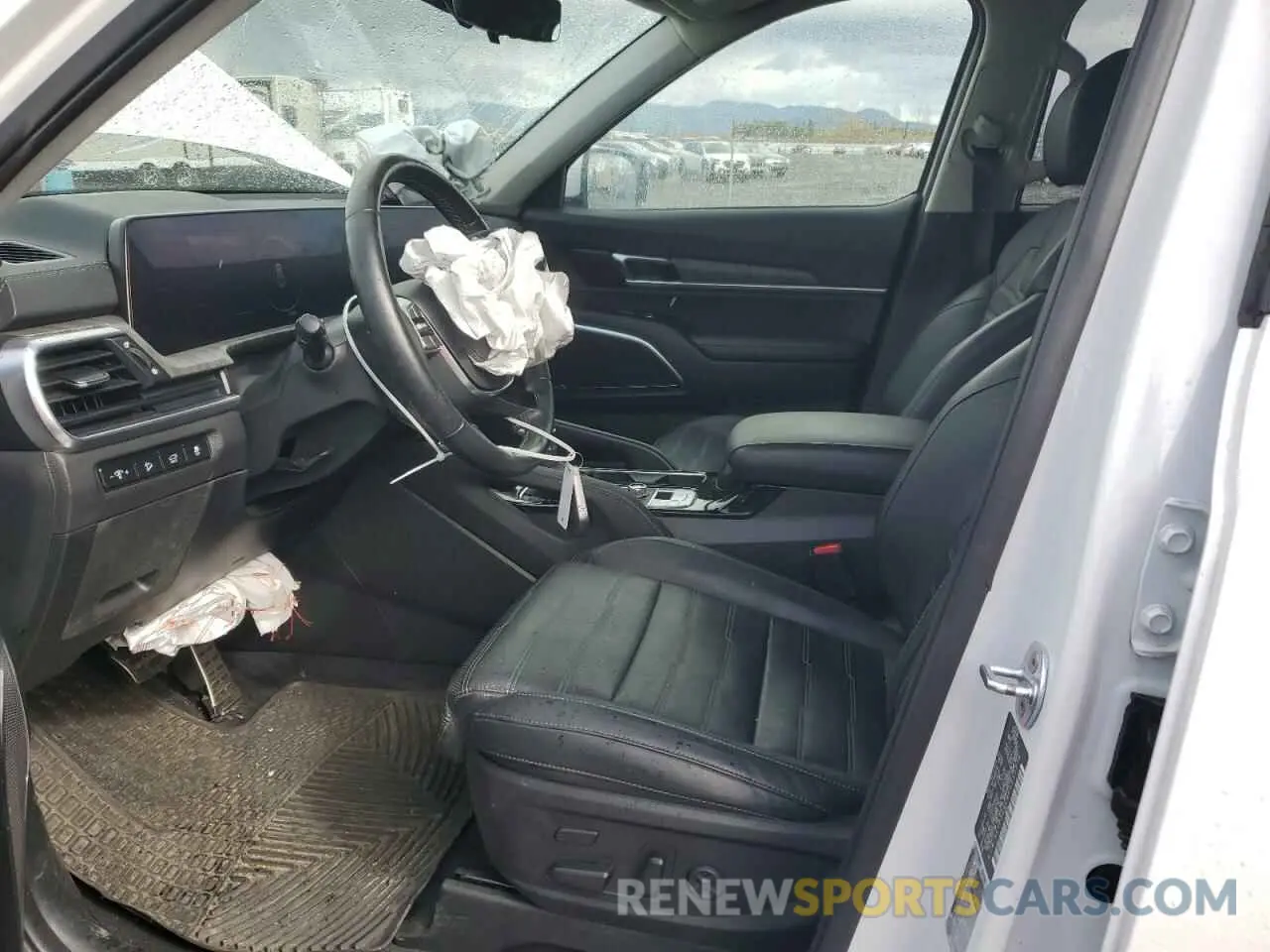 7 Photograph of a damaged car 5XYP5DGC9PG350576 KIA TELLURIDE 2023