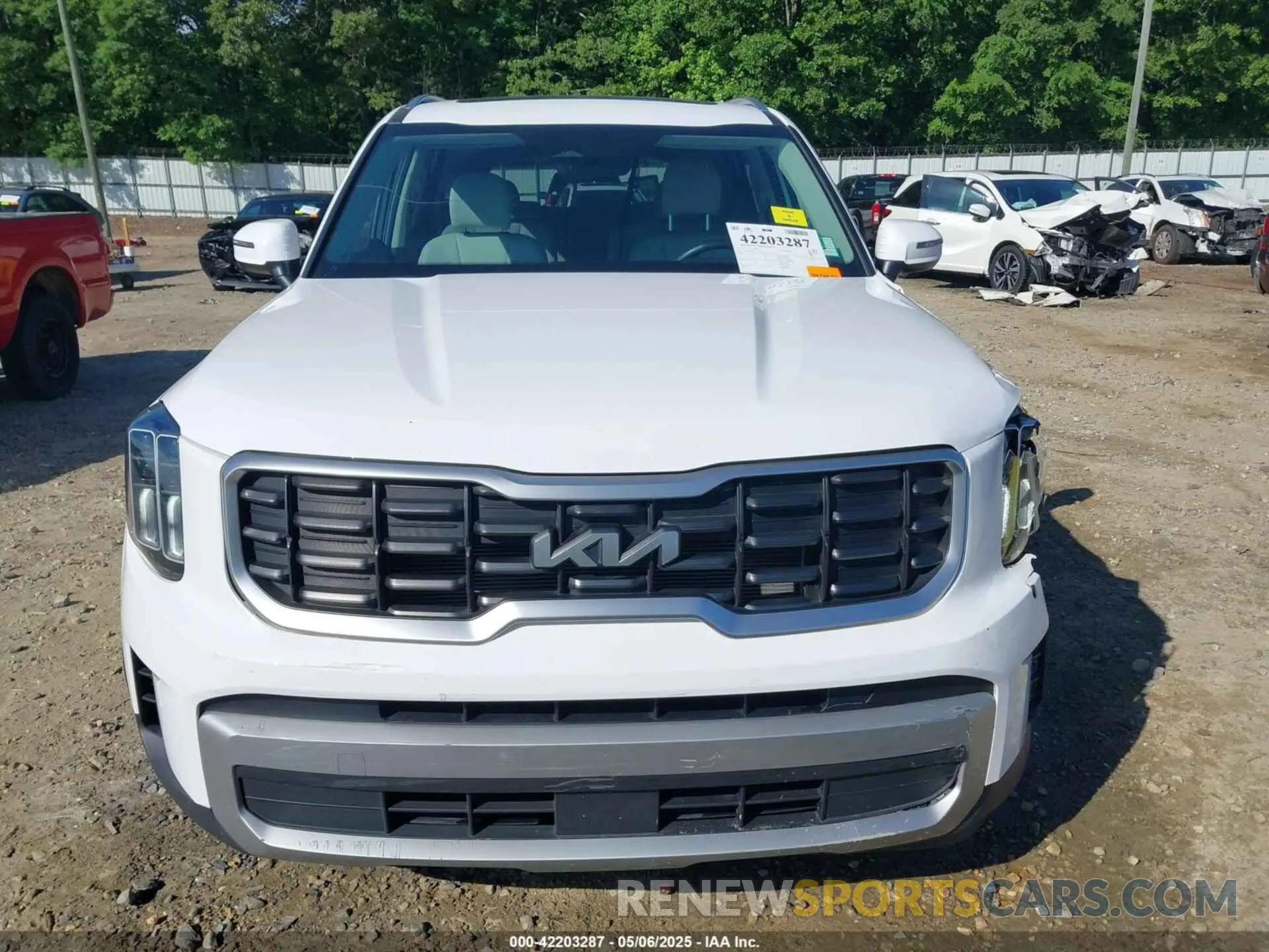 13 Photograph of a damaged car 5XYP64GC0PG365299 KIA TELLURIDE 2023