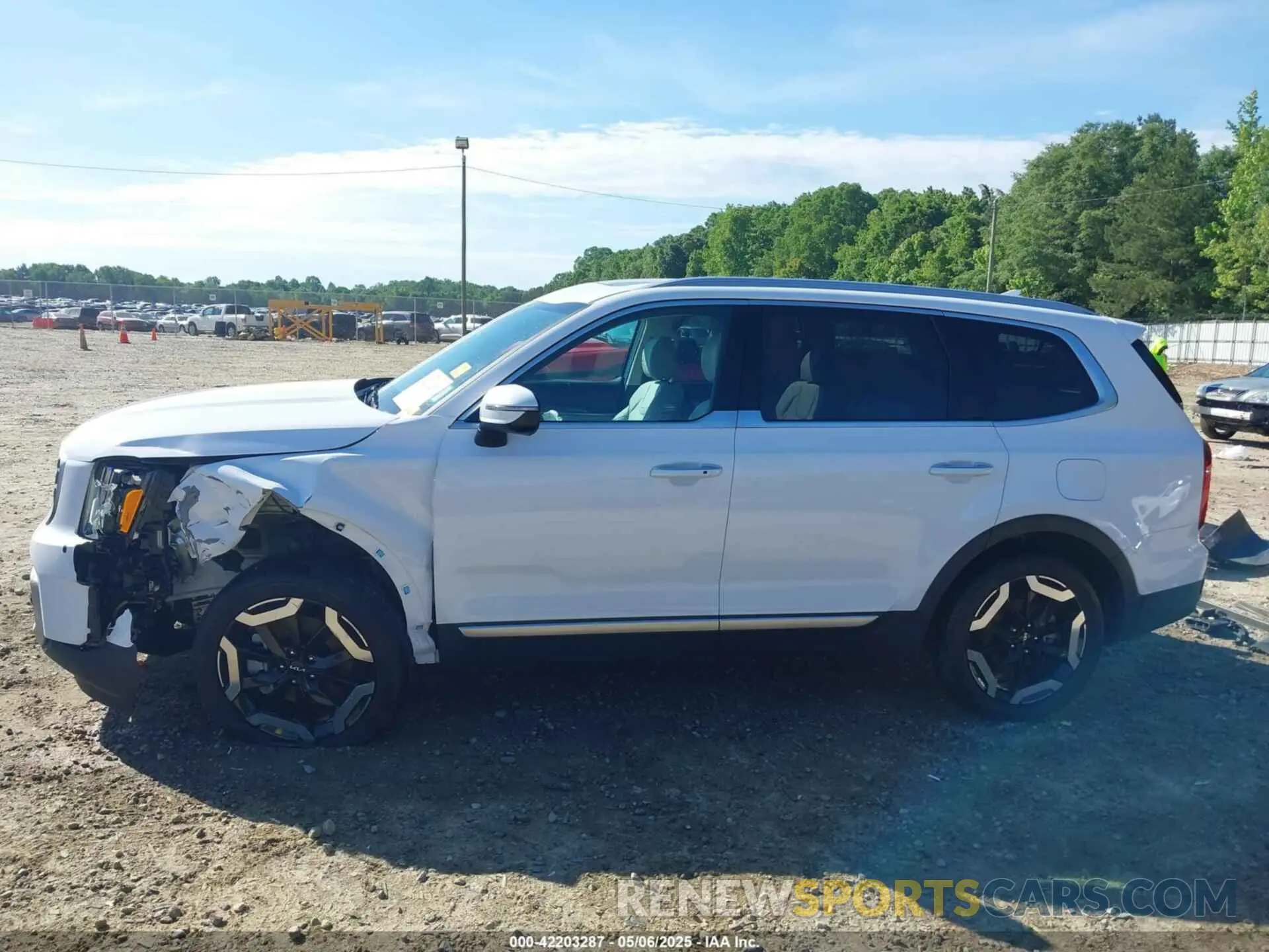 15 Photograph of a damaged car 5XYP64GC0PG365299 KIA TELLURIDE 2023