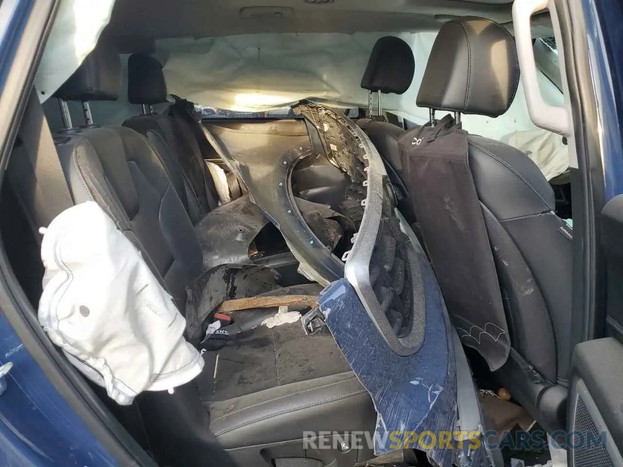 10 Photograph of a damaged car 5XYP64GC0PG383642 KIA TELLURIDE 2023