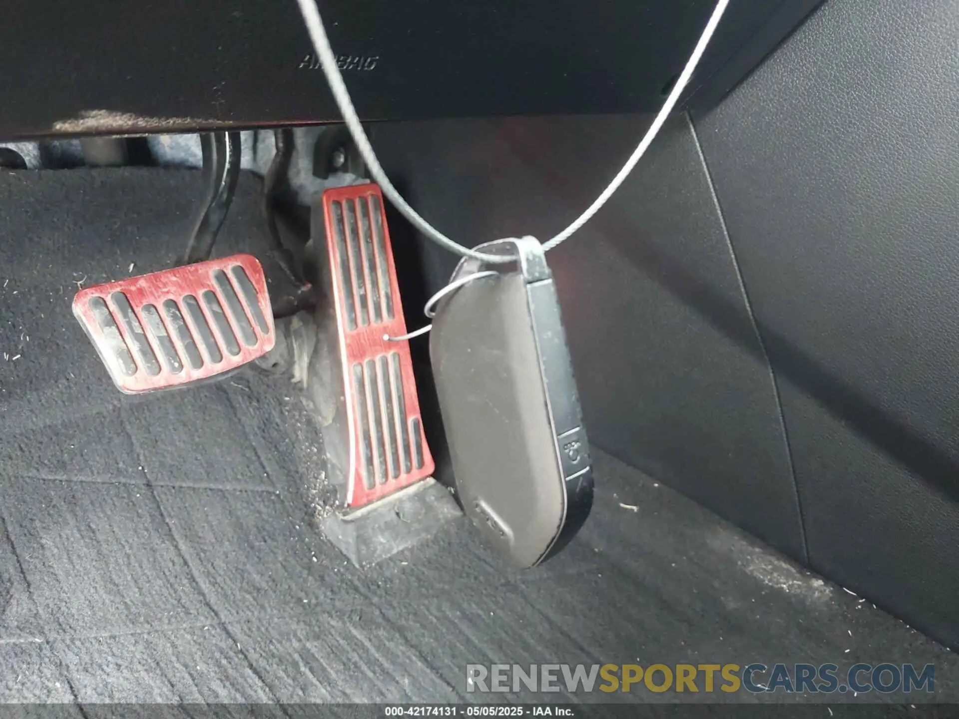 11 Photograph of a damaged car 5XYP64GC1PG352240 KIA TELLURIDE 2023