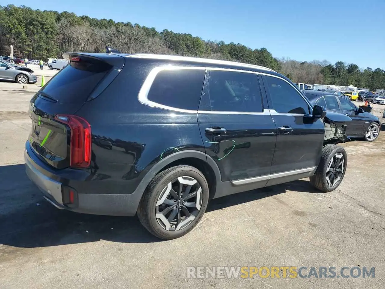 3 Photograph of a damaged car 5XYP64GC5PG328622 KIA TELLURIDE 2023