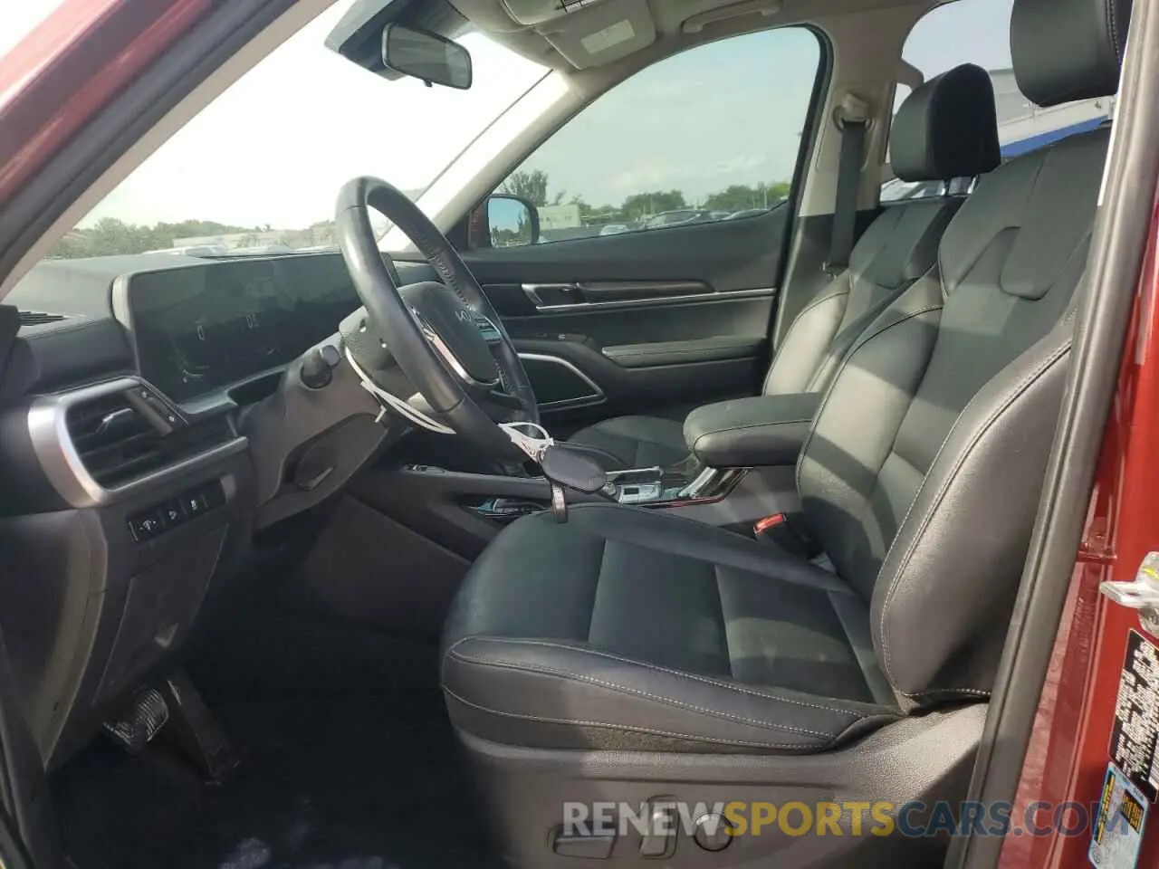 7 Photograph of a damaged car 5XYP64GC5PG357330 KIA TELLURIDE 2023