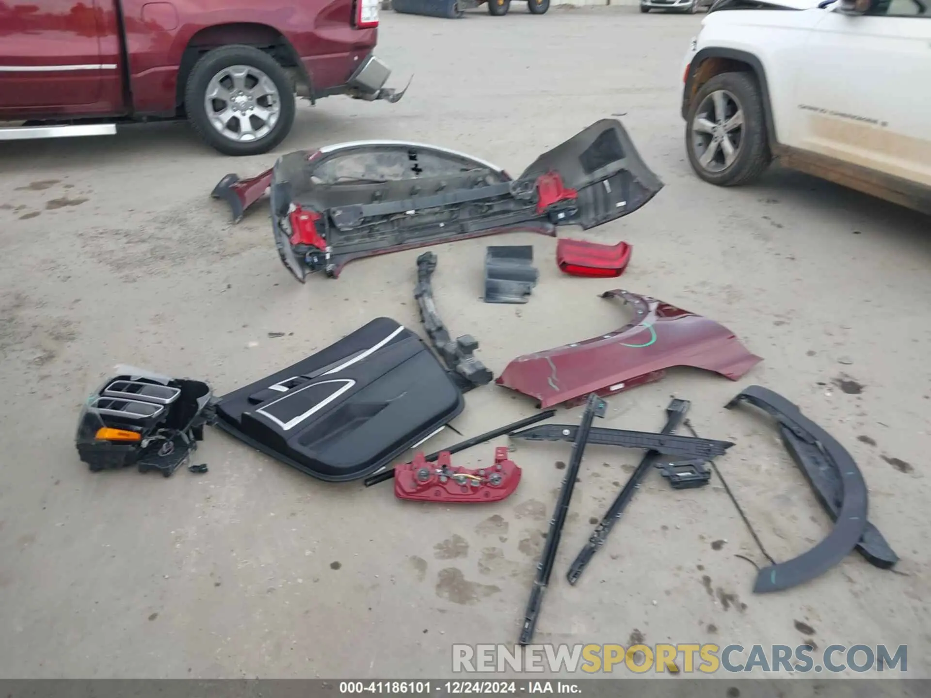 12 Photograph of a damaged car 5XYP64GC9PG330809 KIA TELLURIDE 2023