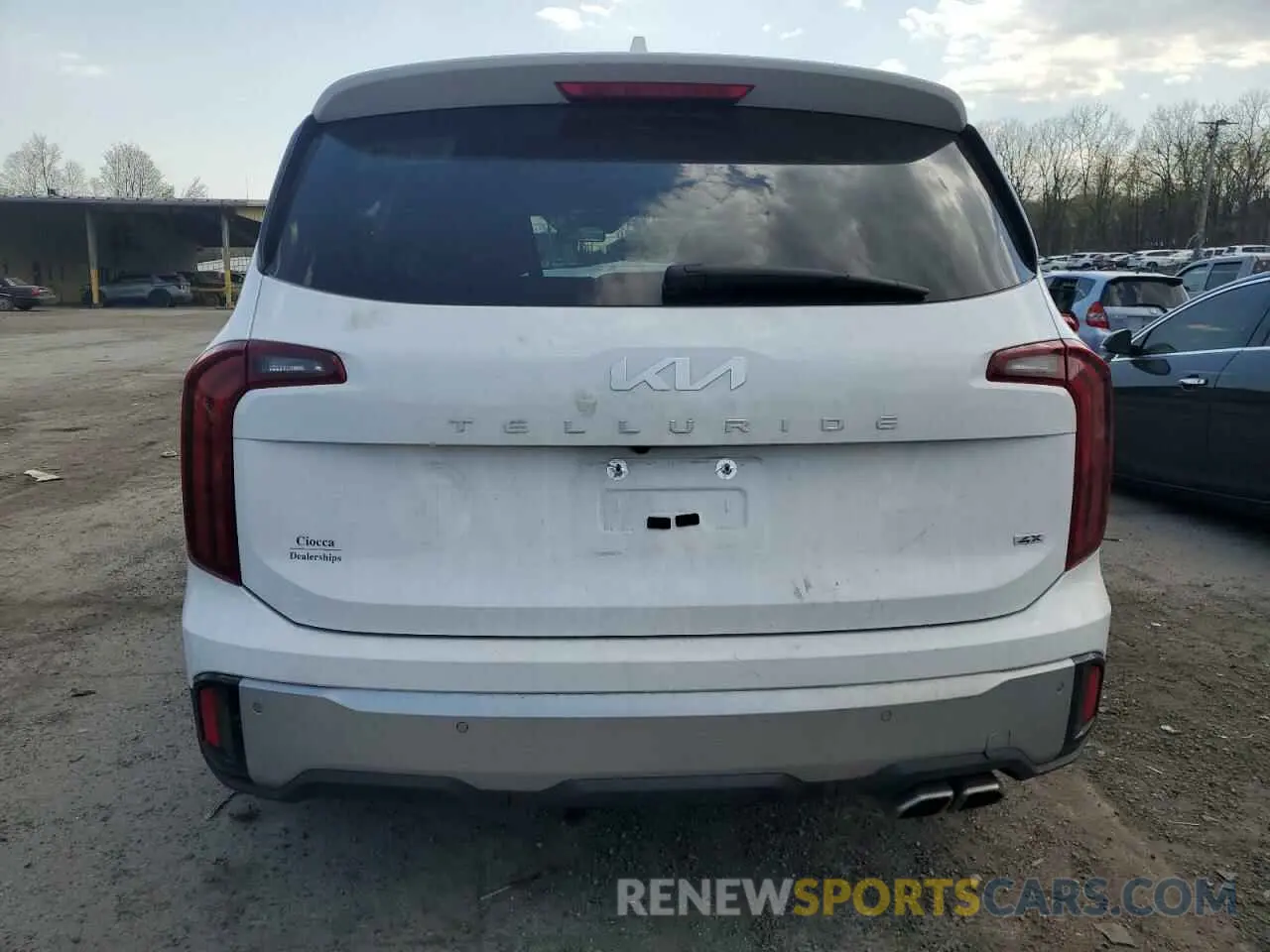 6 Photograph of a damaged car 5XYP6DGC0PG384872 KIA TELLURIDE 2023