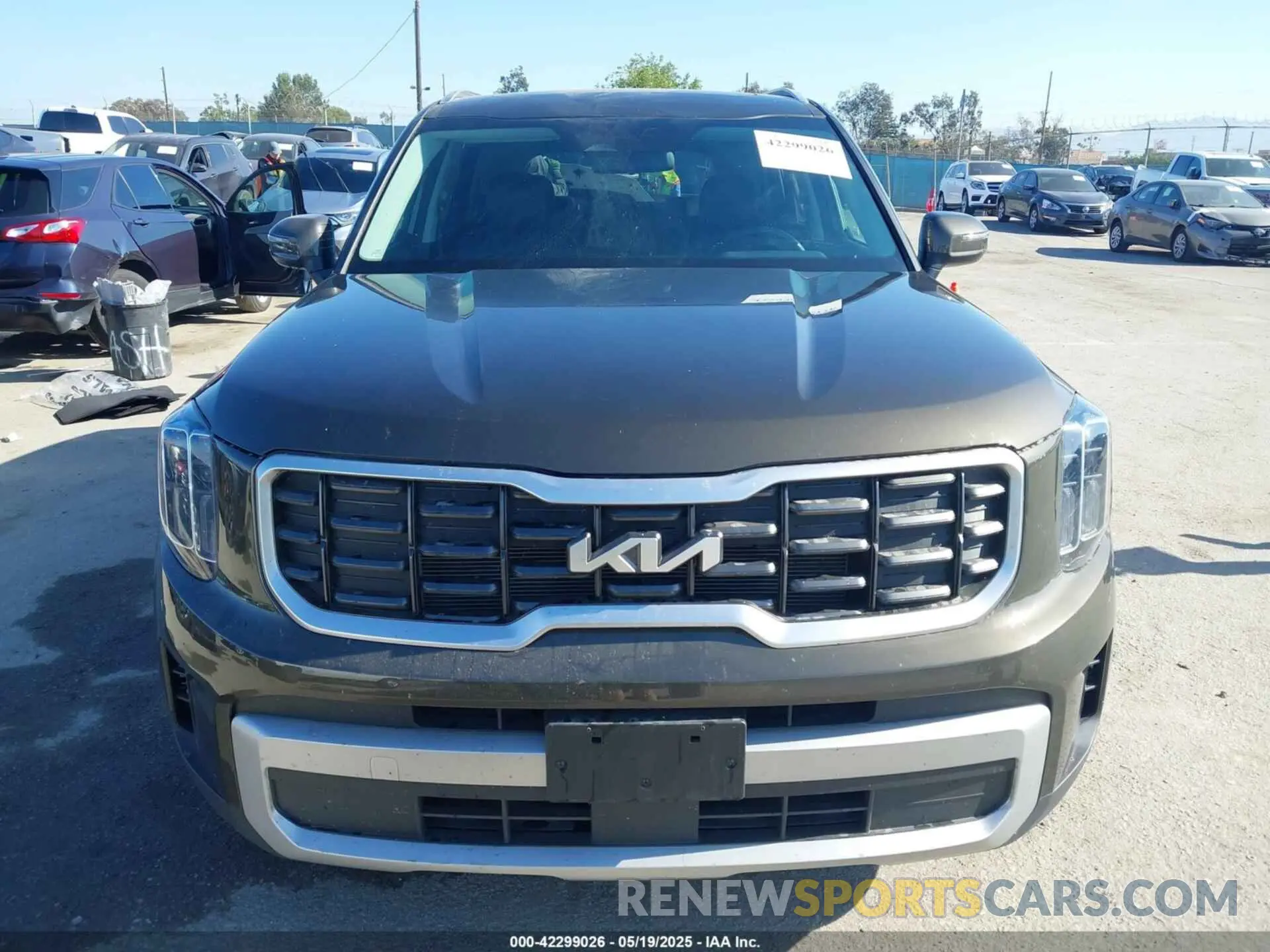 12 Photograph of a damaged car 5XYP6DGC2PG387093 KIA TELLURIDE 2023