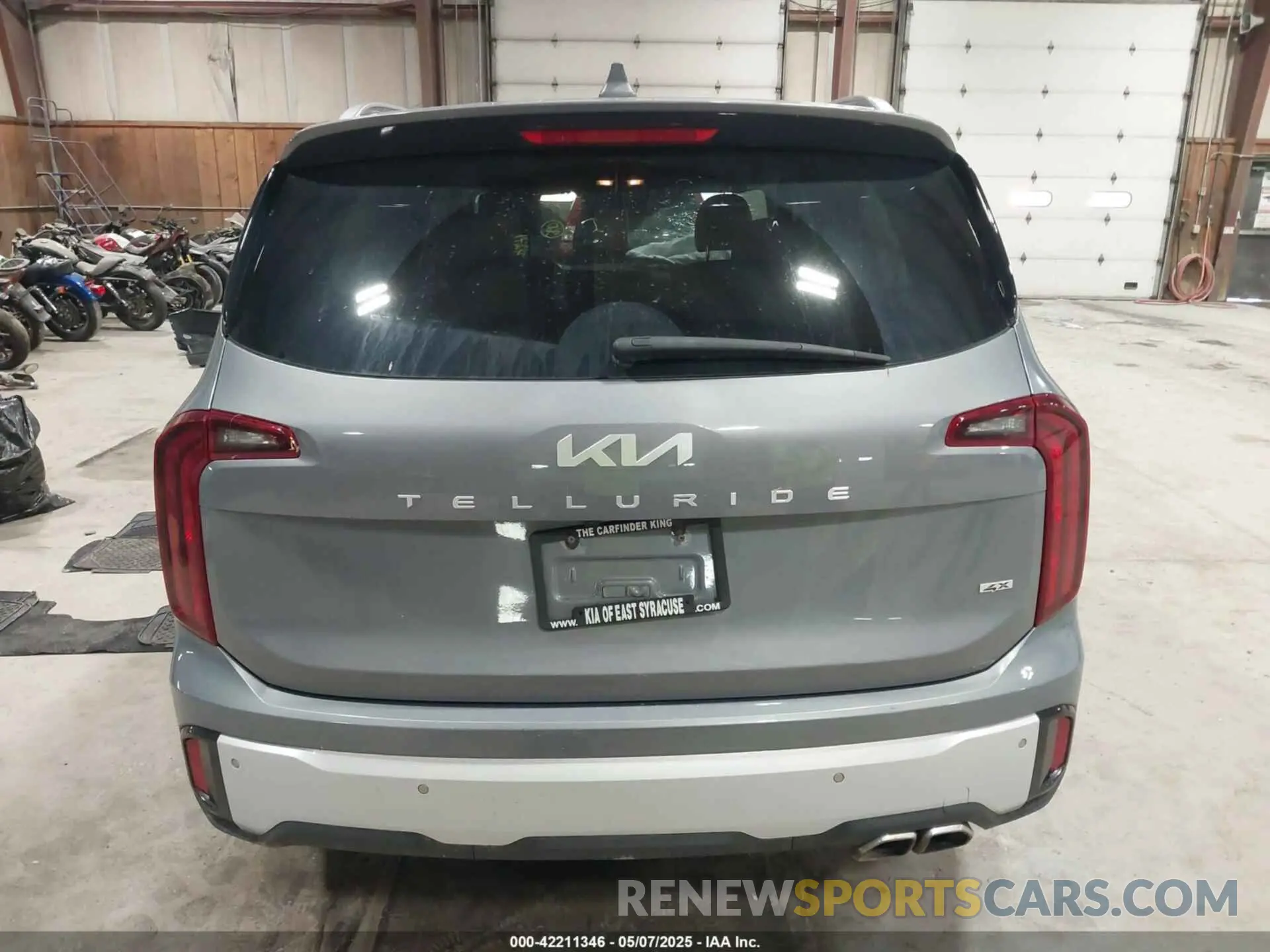 16 Photograph of a damaged car 5XYP6DGC3PG407285 KIA TELLURIDE 2023