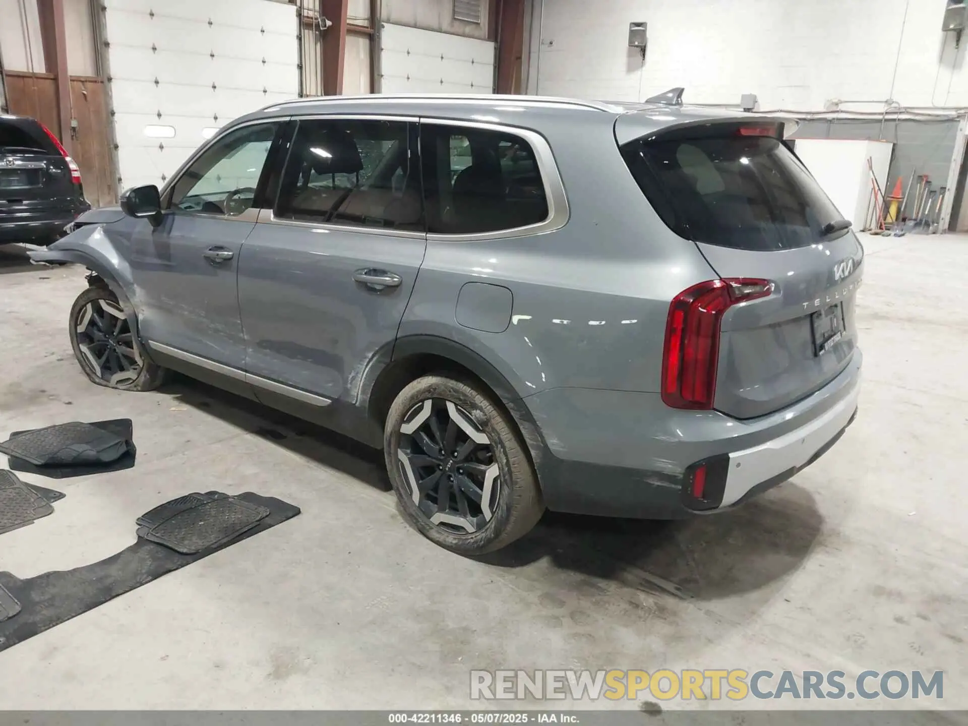 3 Photograph of a damaged car 5XYP6DGC3PG407285 KIA TELLURIDE 2023
