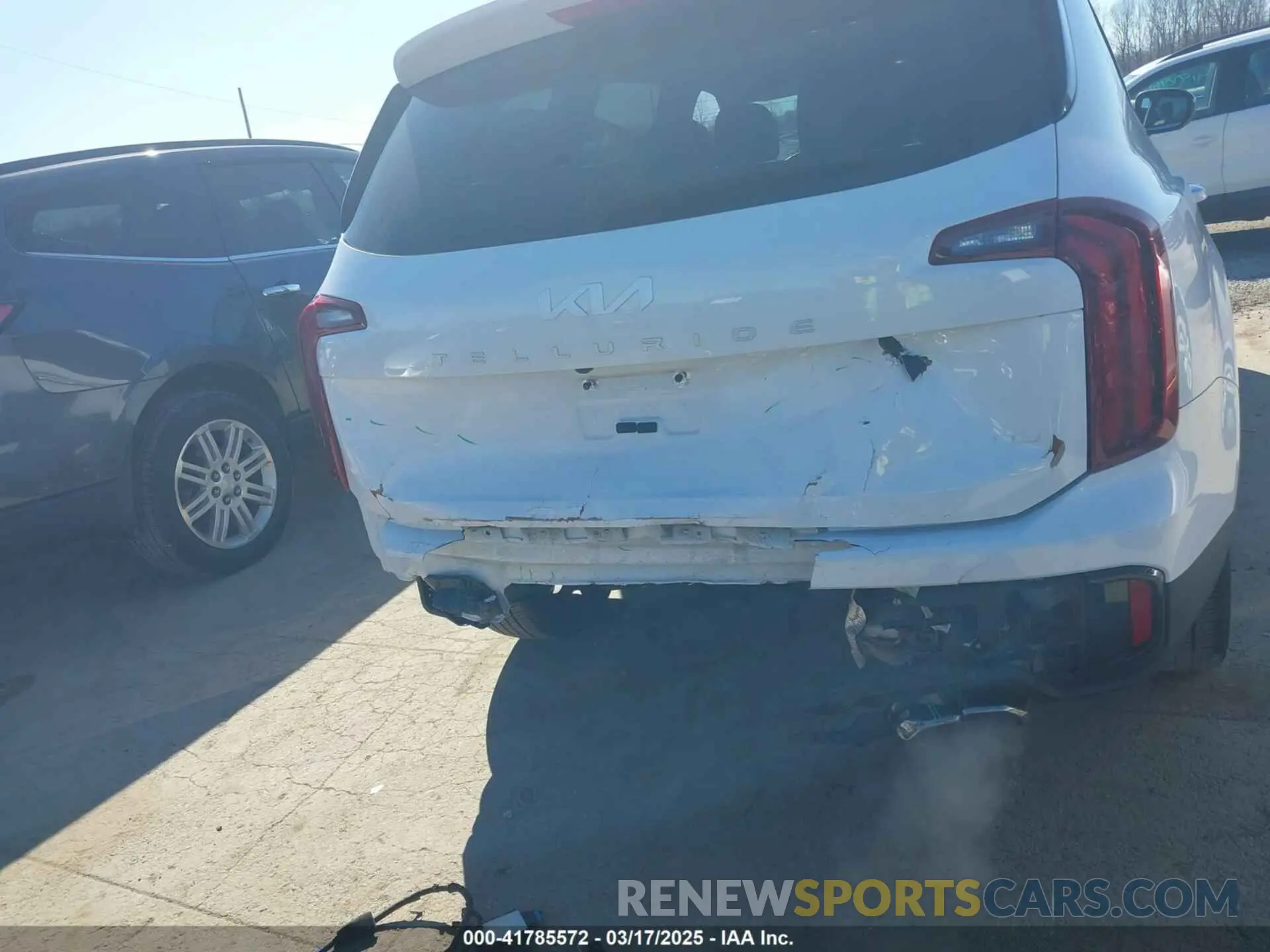 6 Photograph of a damaged car 5XYP6DGCXPG347098 KIA TELLURIDE 2023