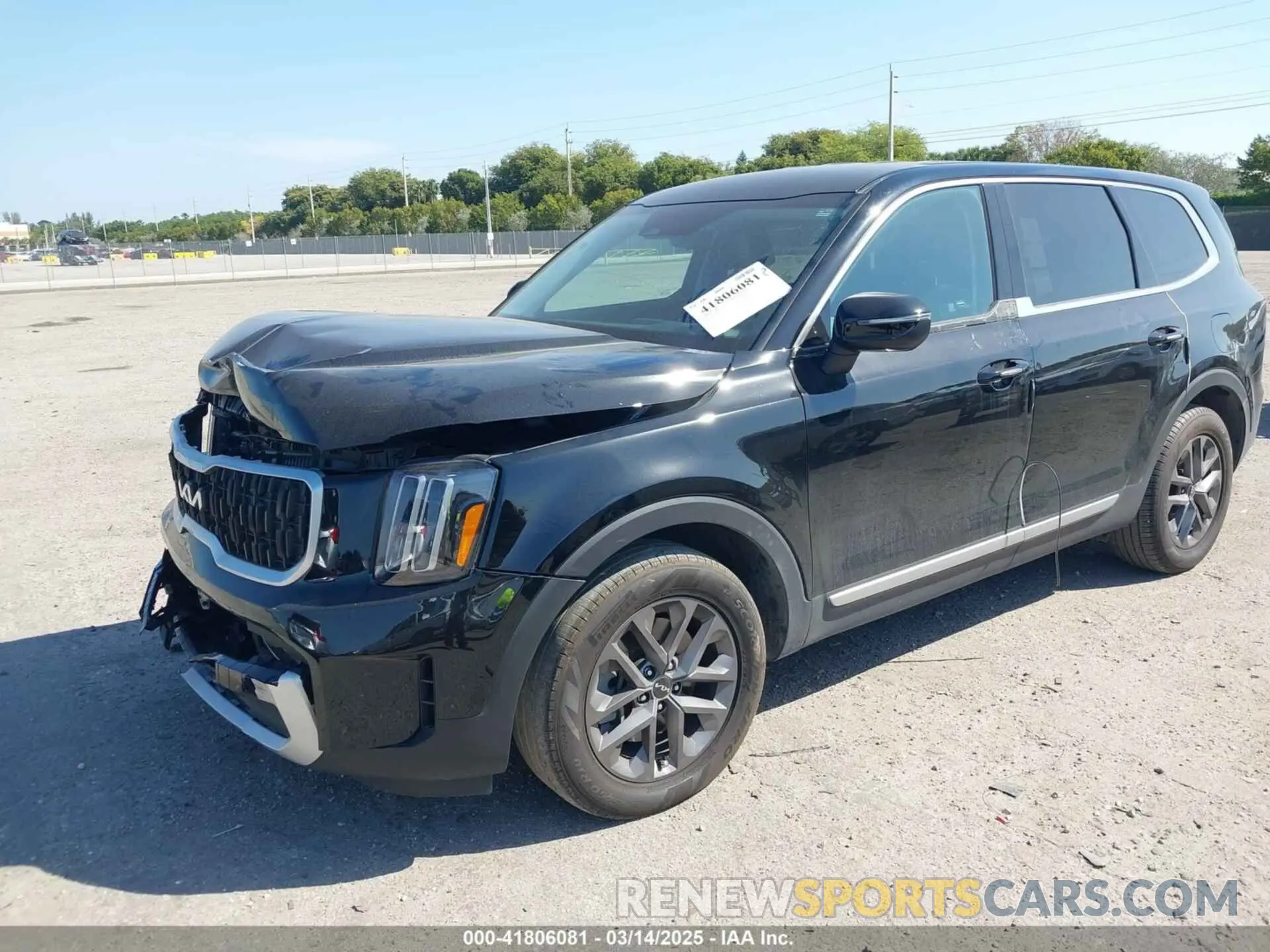 2 Photograph of a damaged car 5XYP24GC6RG482724 KIA TELLURIDE 2024