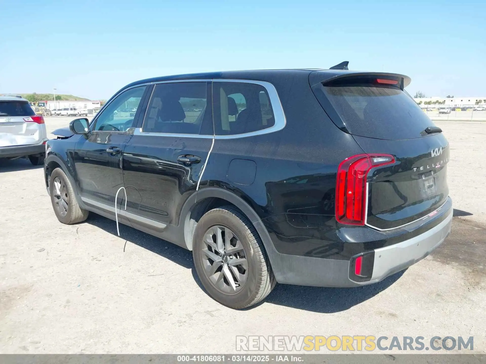 3 Photograph of a damaged car 5XYP24GC6RG482724 KIA TELLURIDE 2024