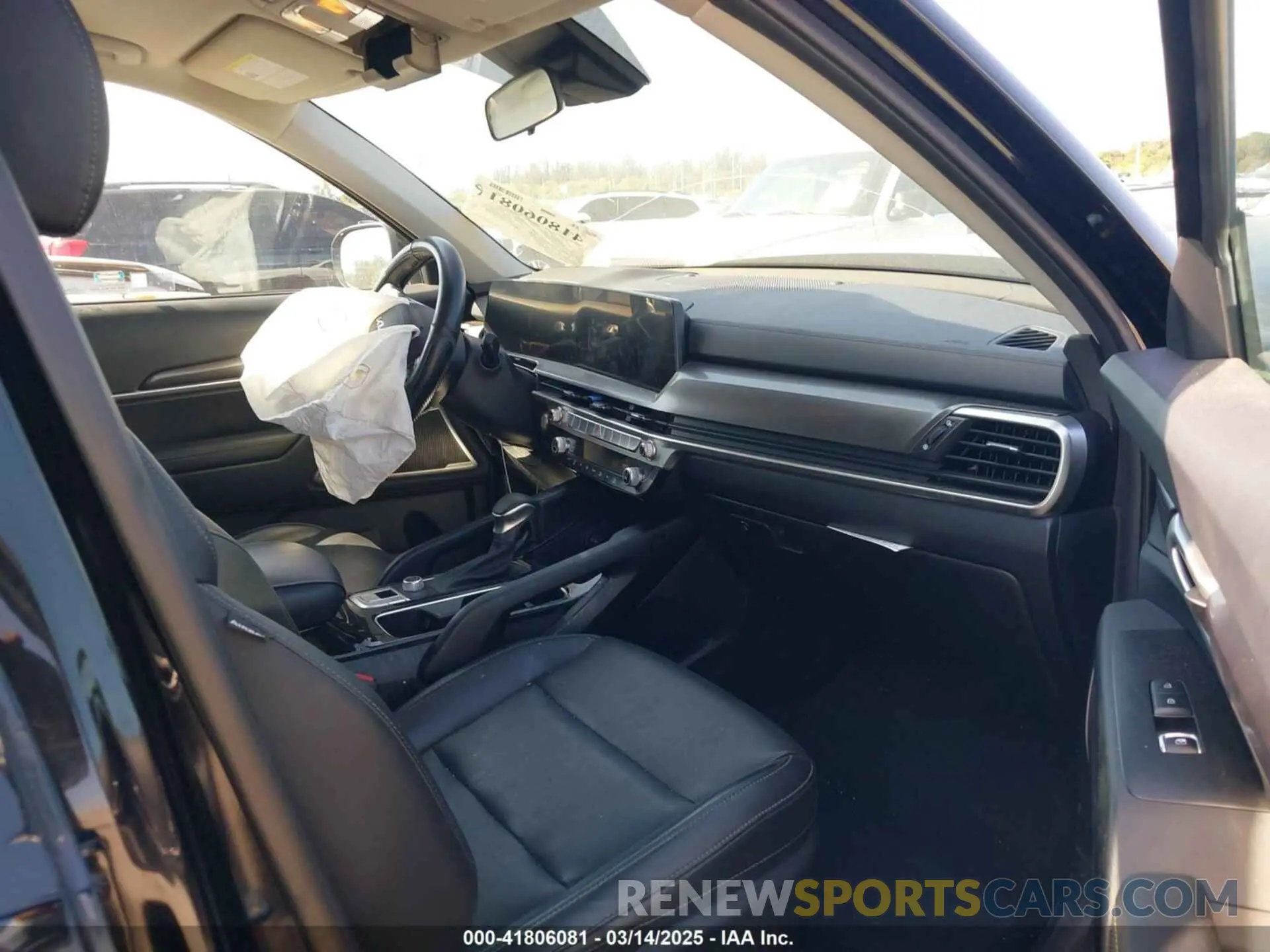 5 Photograph of a damaged car 5XYP24GC6RG482724 KIA TELLURIDE 2024