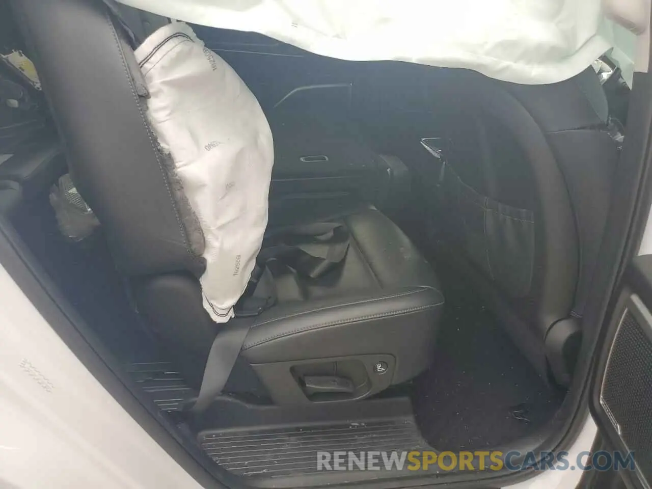 11 Photograph of a damaged car 5XYP24GCXRG425507 KIA TELLURIDE 2024