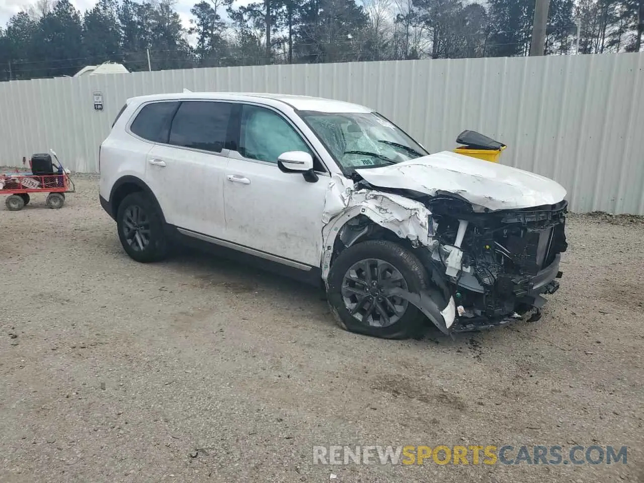 4 Photograph of a damaged car 5XYP24GCXRG425507 KIA TELLURIDE 2024