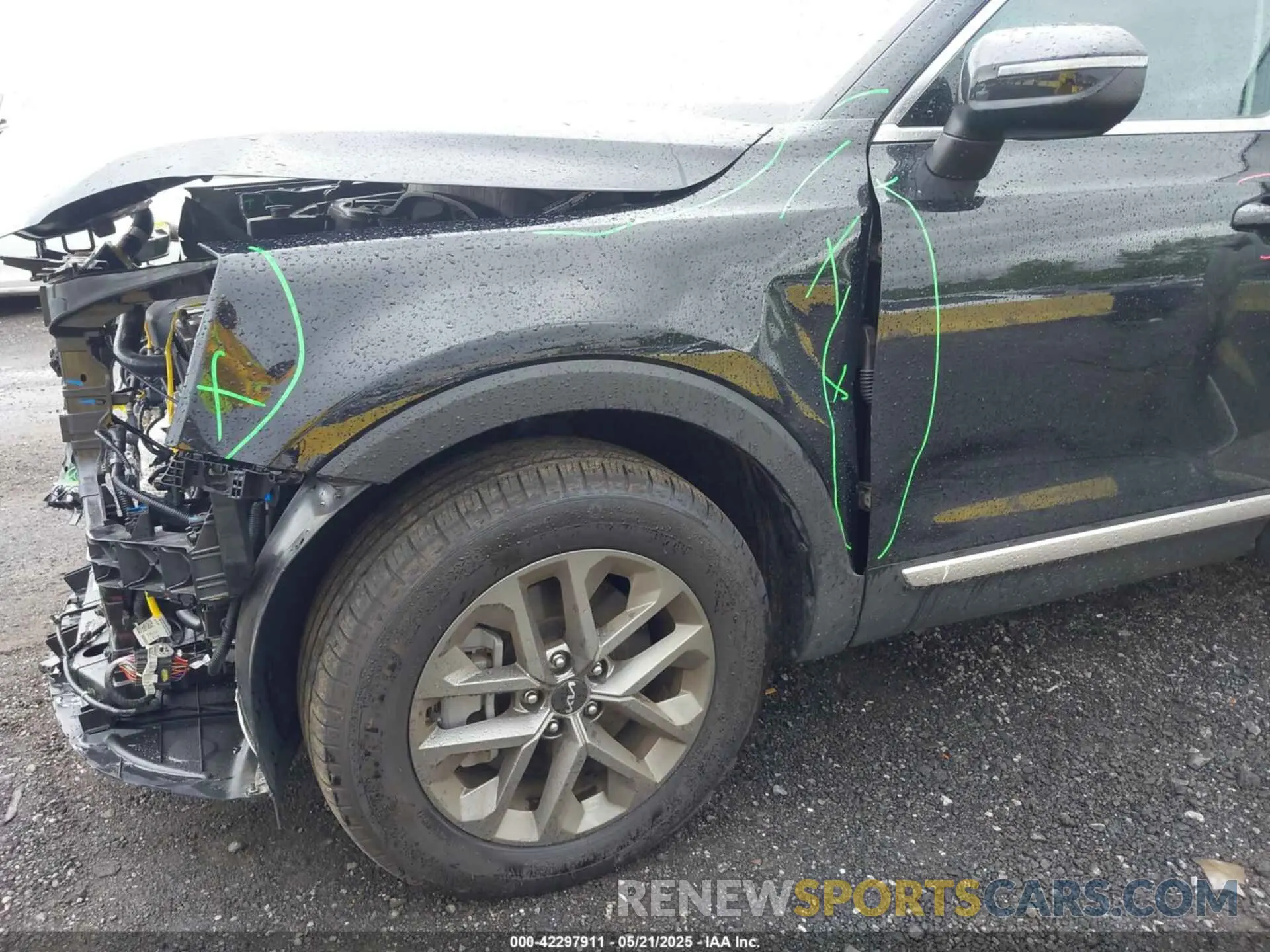 12 Photograph of a damaged car 5XYP2DGC5RG494993 KIA TELLURIDE 2024