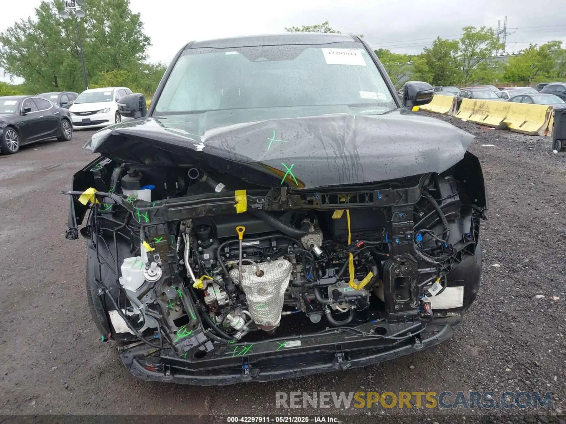13 Photograph of a damaged car 5XYP2DGC5RG494993 KIA TELLURIDE 2024