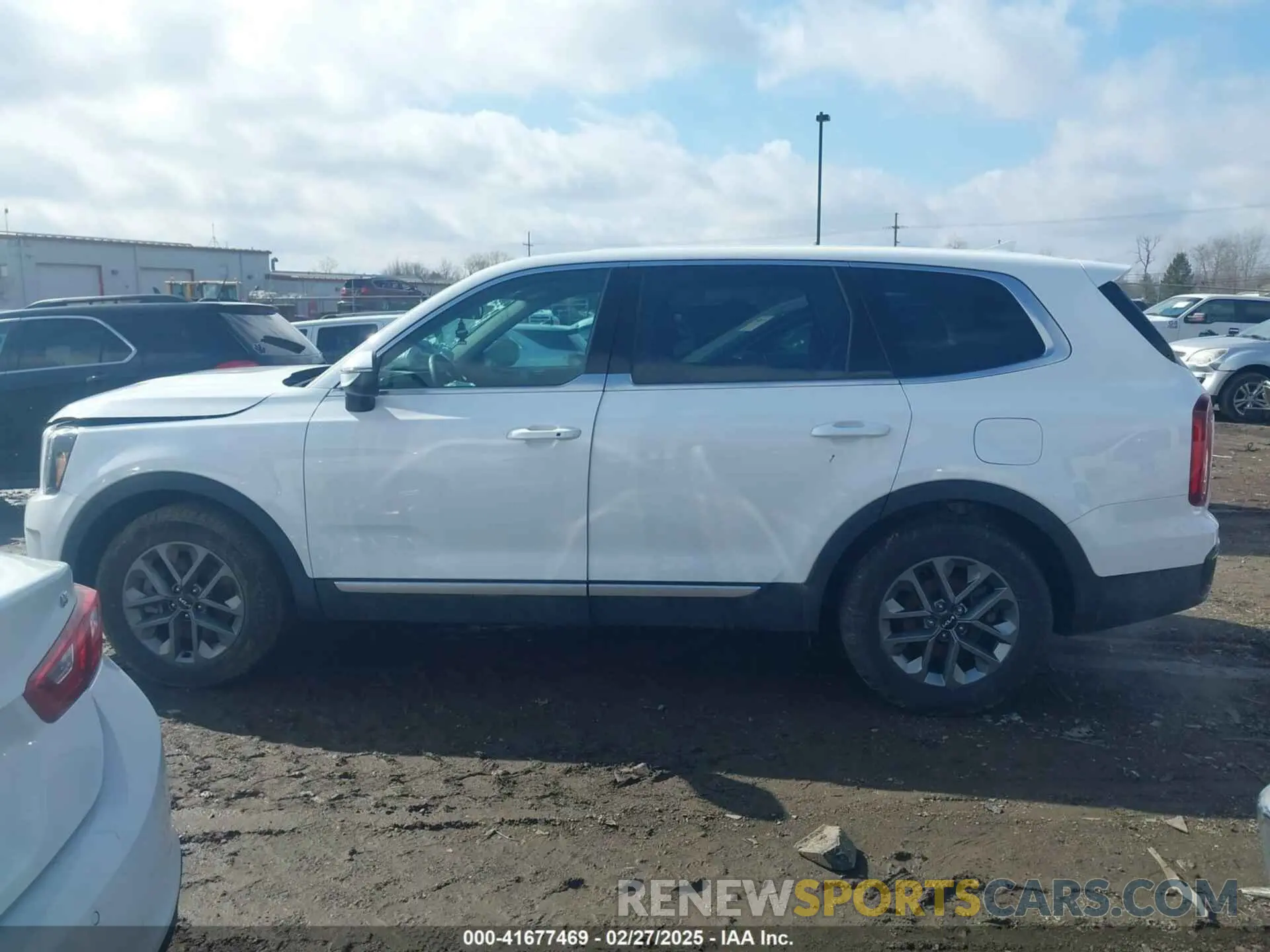 15 Photograph of a damaged car 5XYP2DGCXRG524893 KIA TELLURIDE 2024