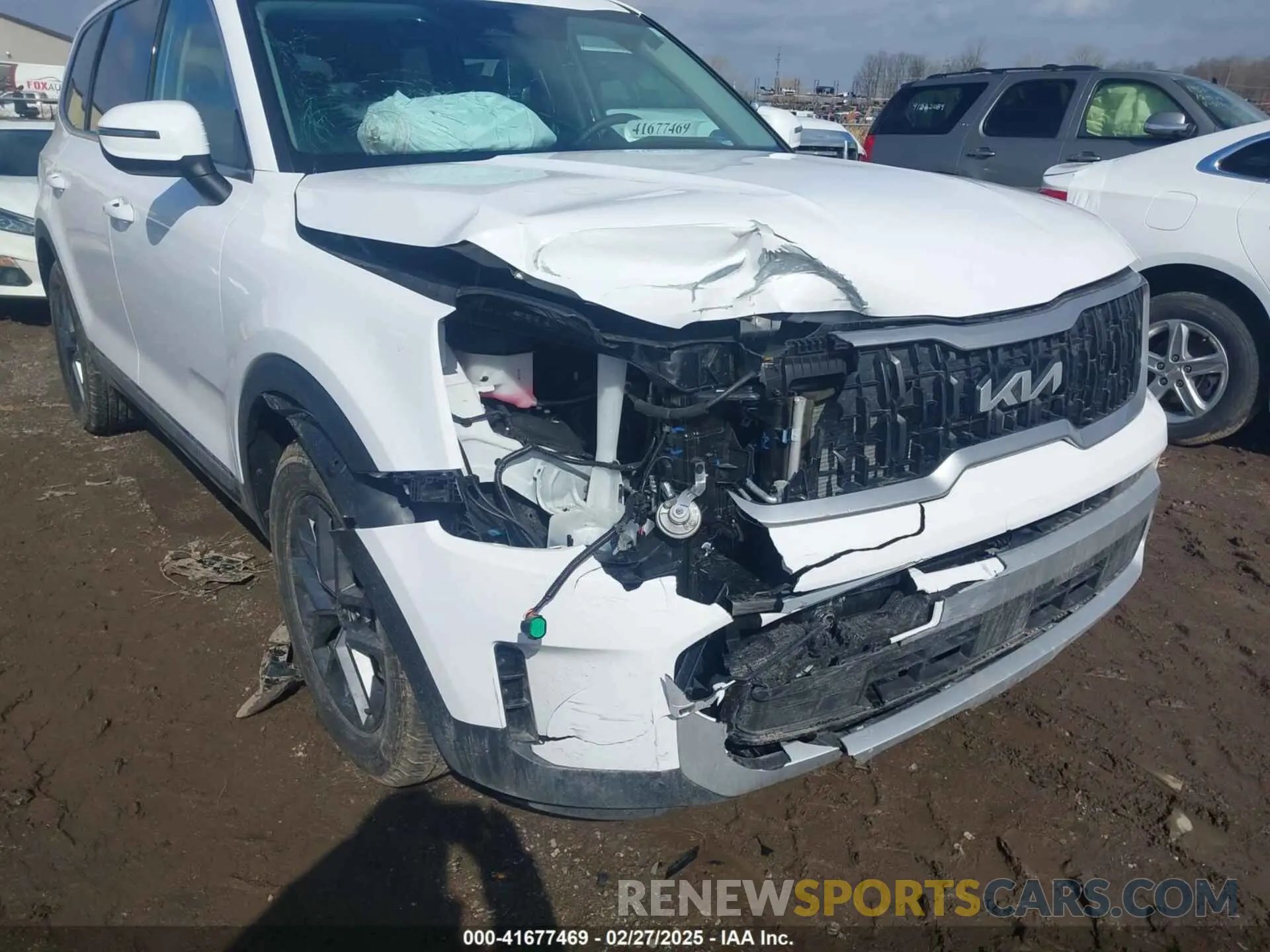 6 Photograph of a damaged car 5XYP2DGCXRG524893 KIA TELLURIDE 2024