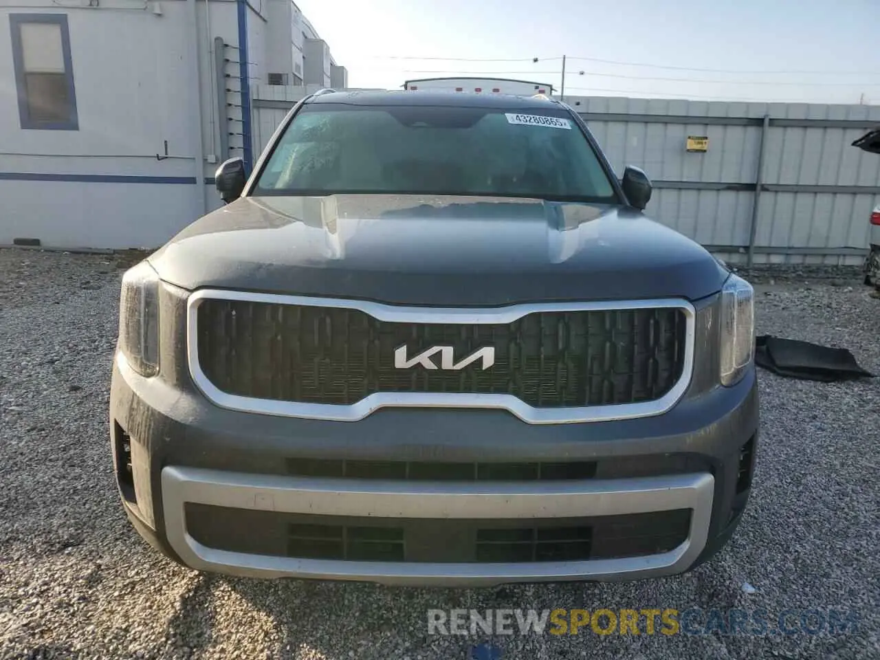 5 Photograph of a damaged car 5XYP34GC0RG417574 KIA TELLURIDE 2024