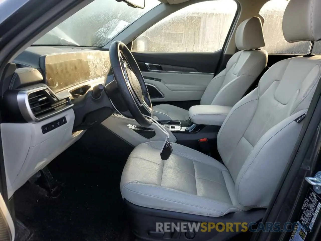 7 Photograph of a damaged car 5XYP34GC0RG417574 KIA TELLURIDE 2024