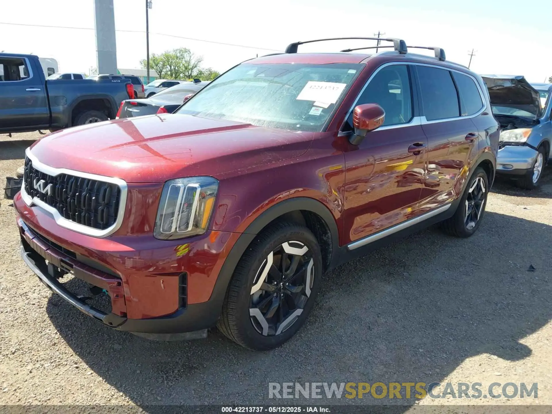 2 Photograph of a damaged car 5XYP34GC4RG519105 KIA TELLURIDE 2024