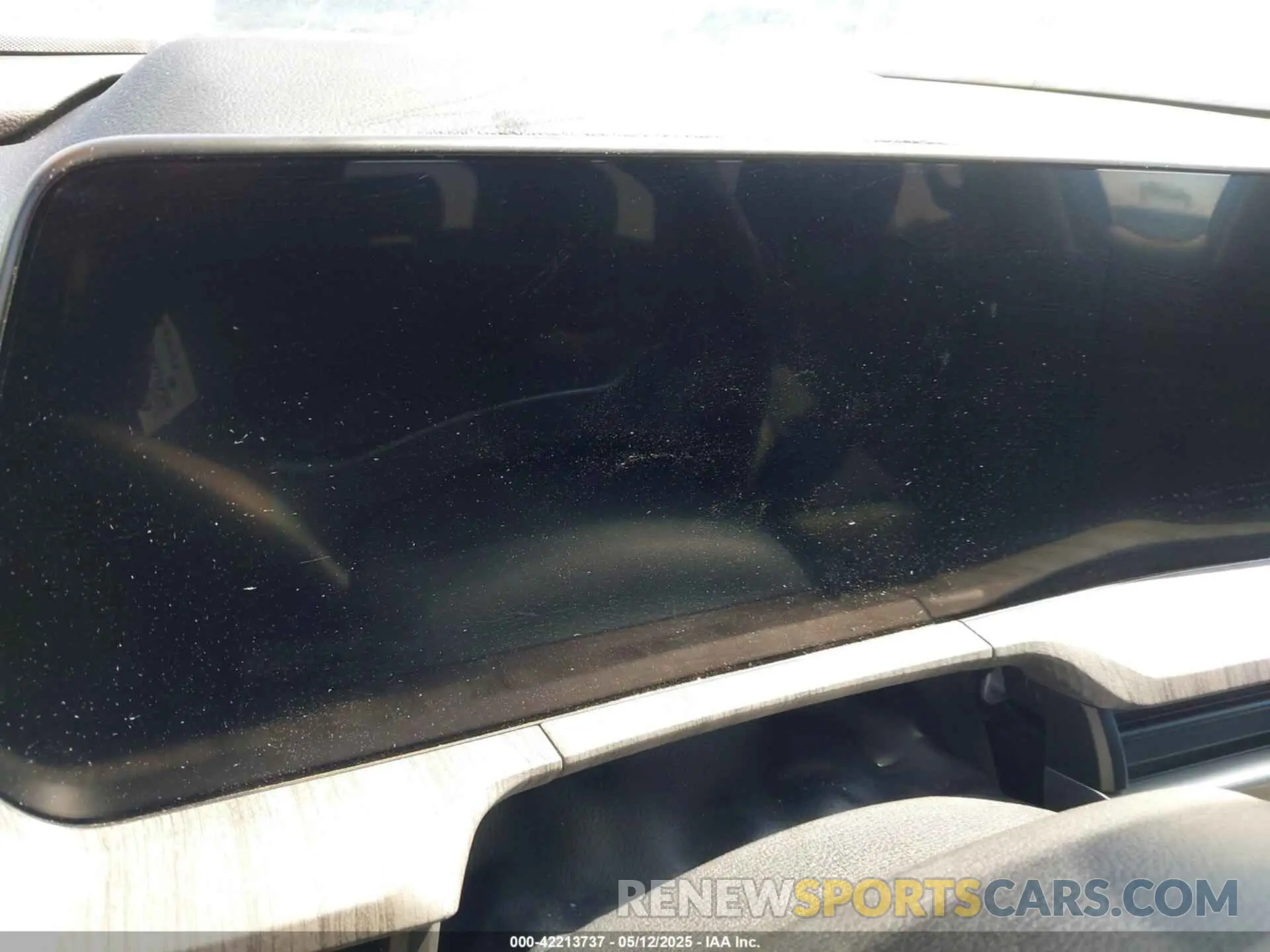 7 Photograph of a damaged car 5XYP34GC4RG519105 KIA TELLURIDE 2024