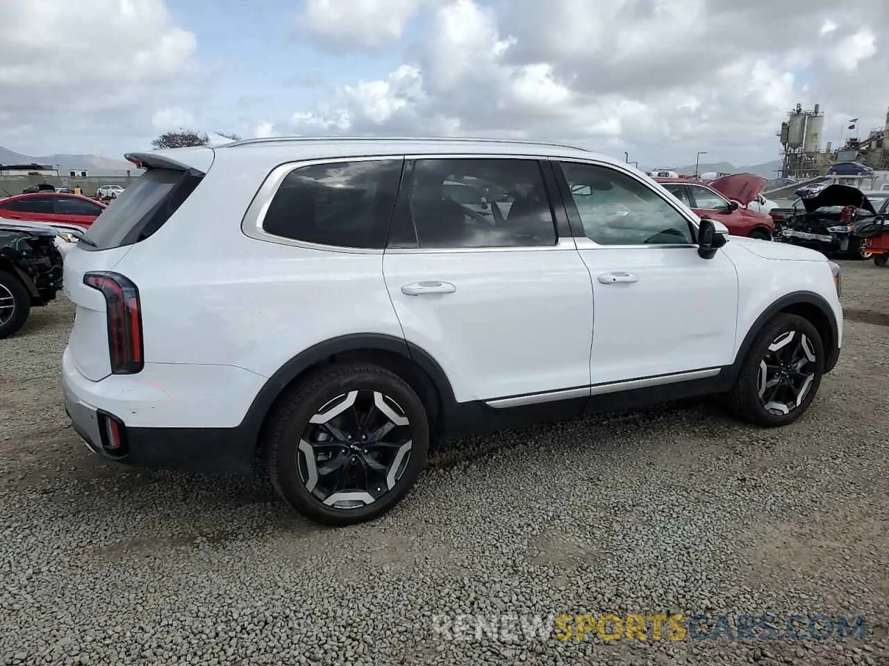 3 Photograph of a damaged car 5XYP34GC7RG504047 KIA TELLURIDE 2024