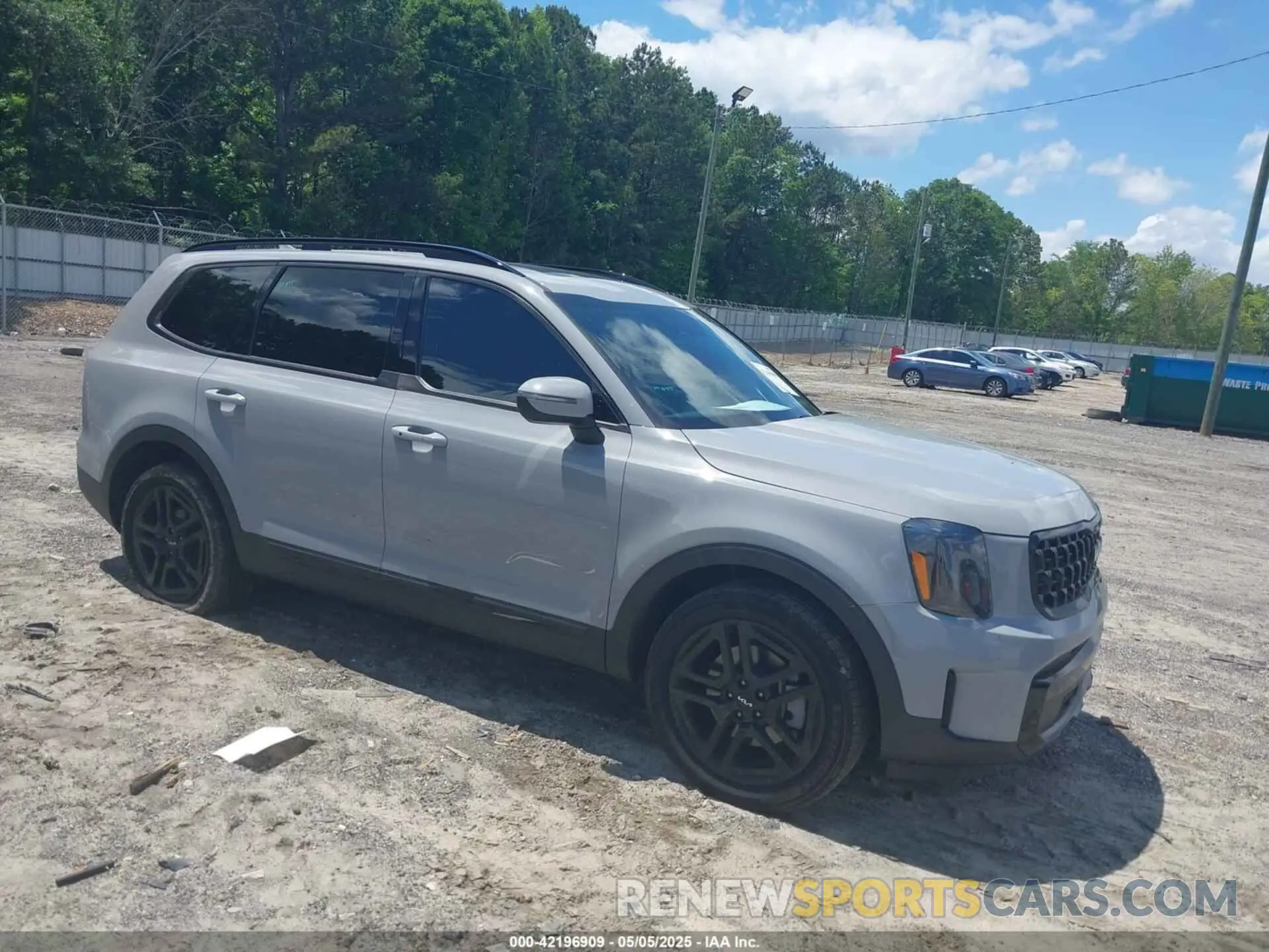 1 Photograph of a damaged car 5XYP3DGC0RG418854 KIA TELLURIDE 2024