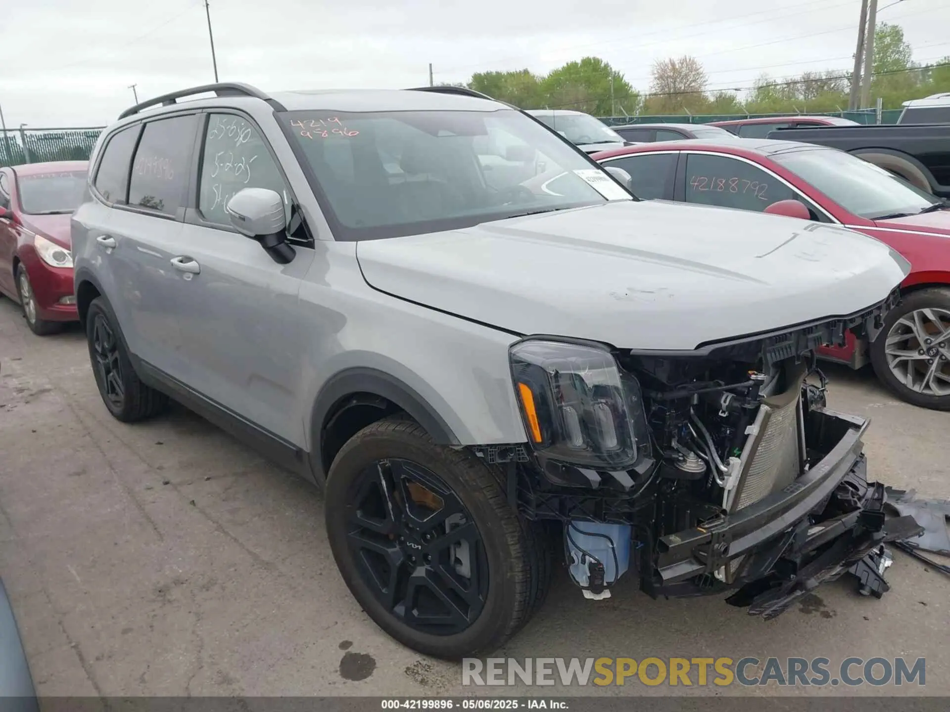 1 Photograph of a damaged car 5XYP3DGC0RG501992 KIA TELLURIDE 2024